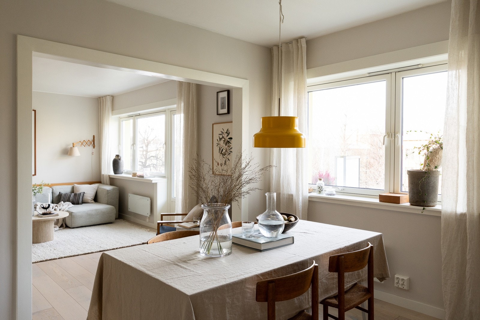 Her er det god plass til stort spisebord. Galleribilde