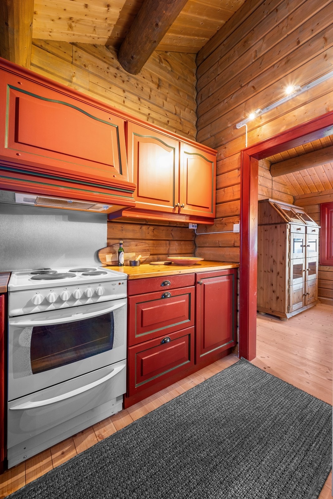 Kjøkkenet er på ca. 6 kvm. Galleribilde