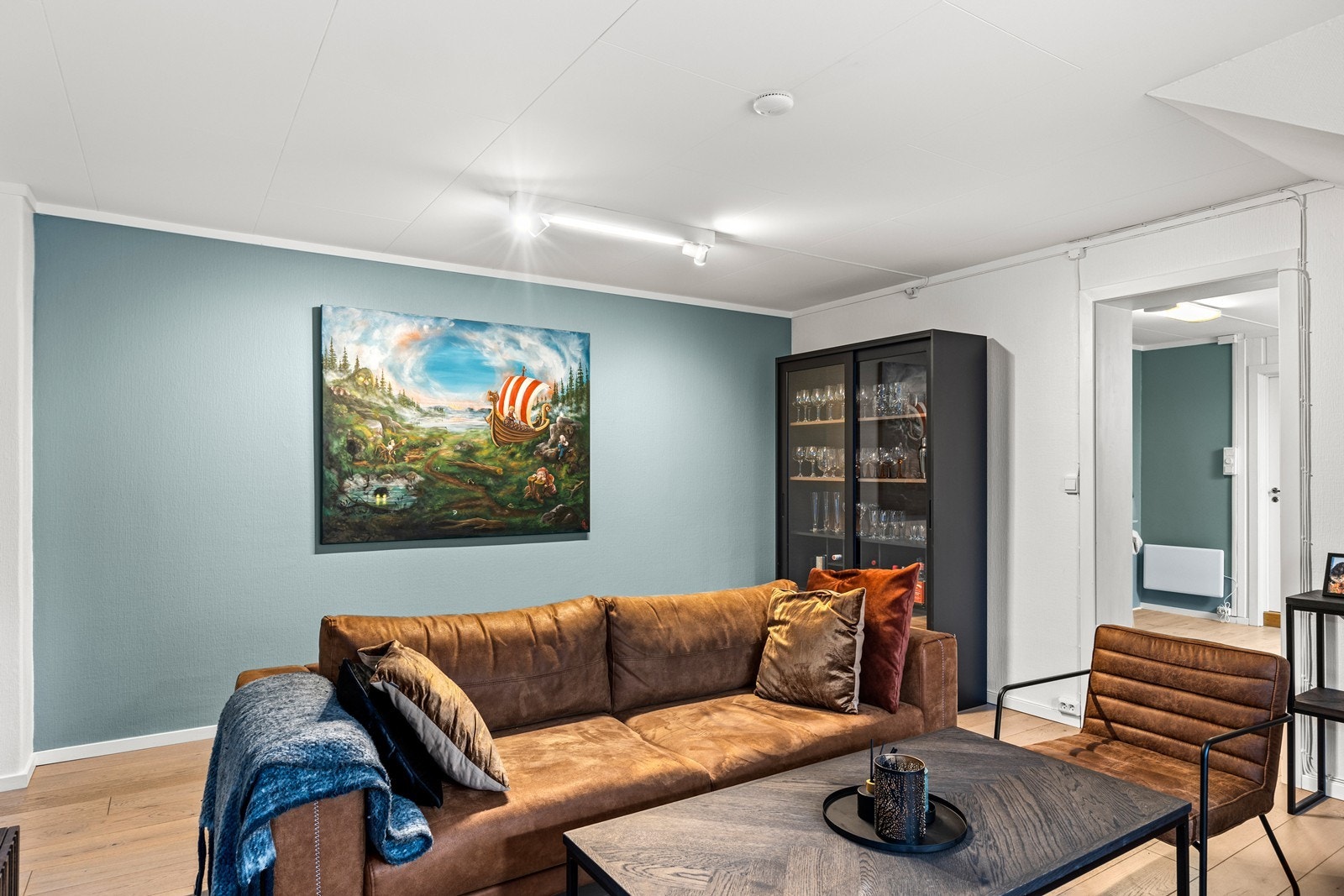 Fra stue mot kjøkken Galleribilde