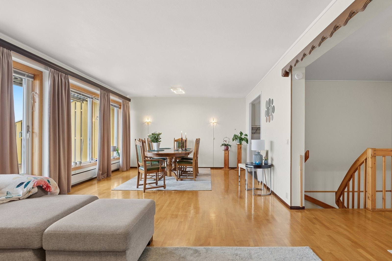 Her har du god plass til å kunne møblere i flere soner. Galleribilde