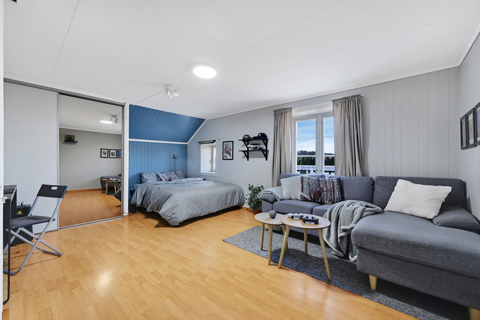 I denne etasjen finner vi 3 soverom Galleribilde