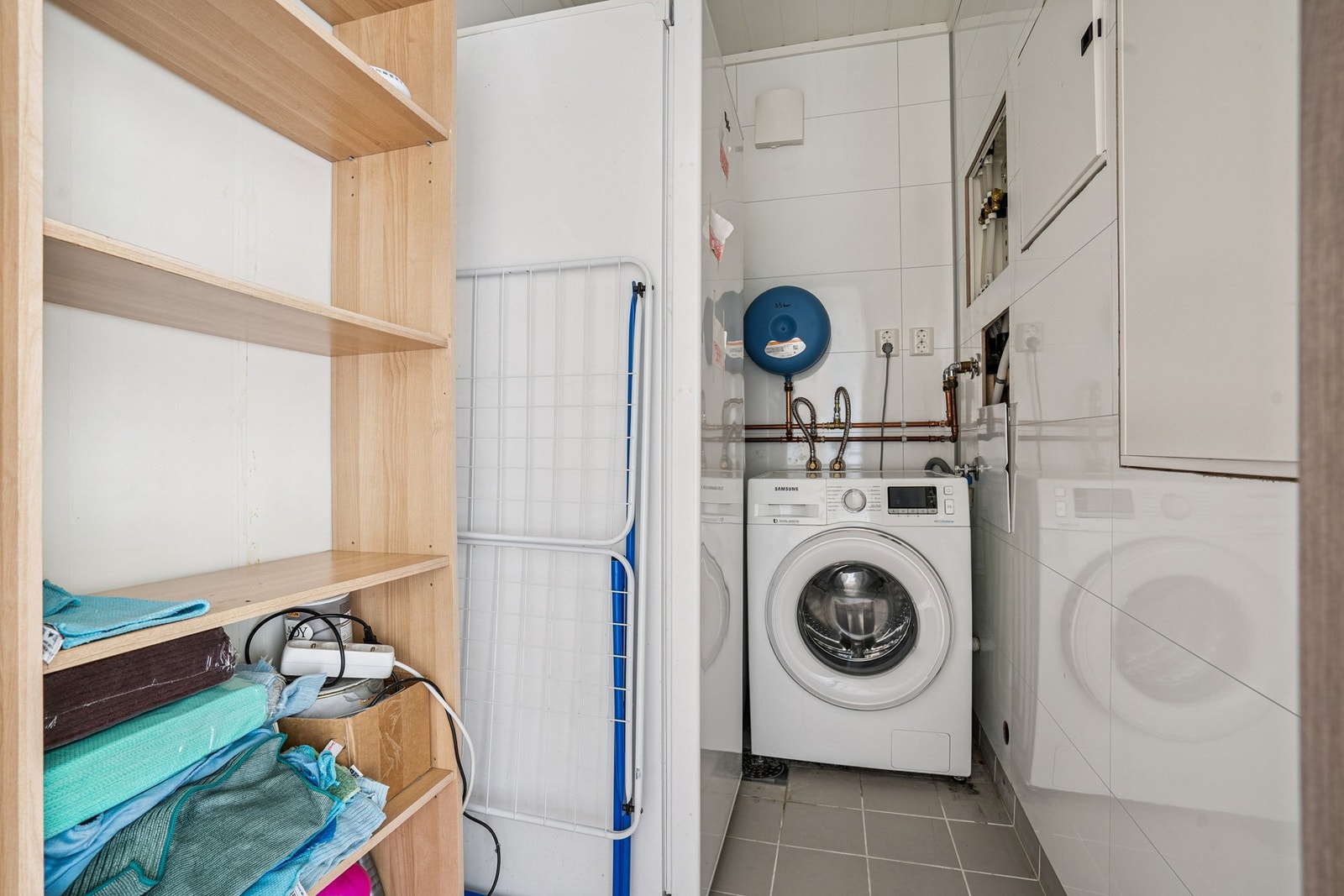 Vaskerom Galleribilde