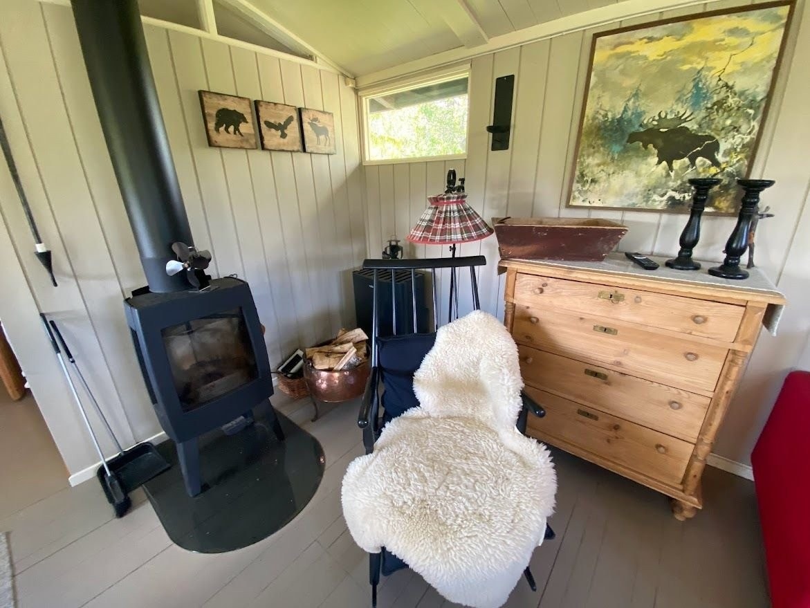 Lun stue med vedovn og utsikt perfekt eller tur eller ski Galleribilde