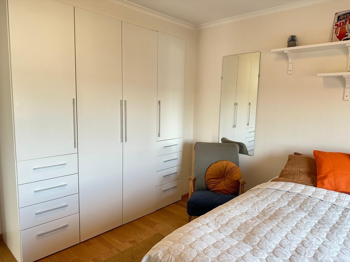 The Orange Room Galleribilde