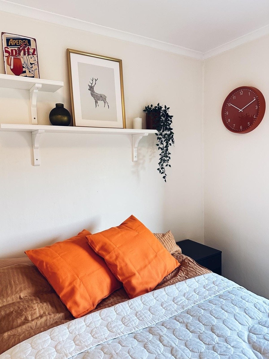 The Orange Room Galleribilde