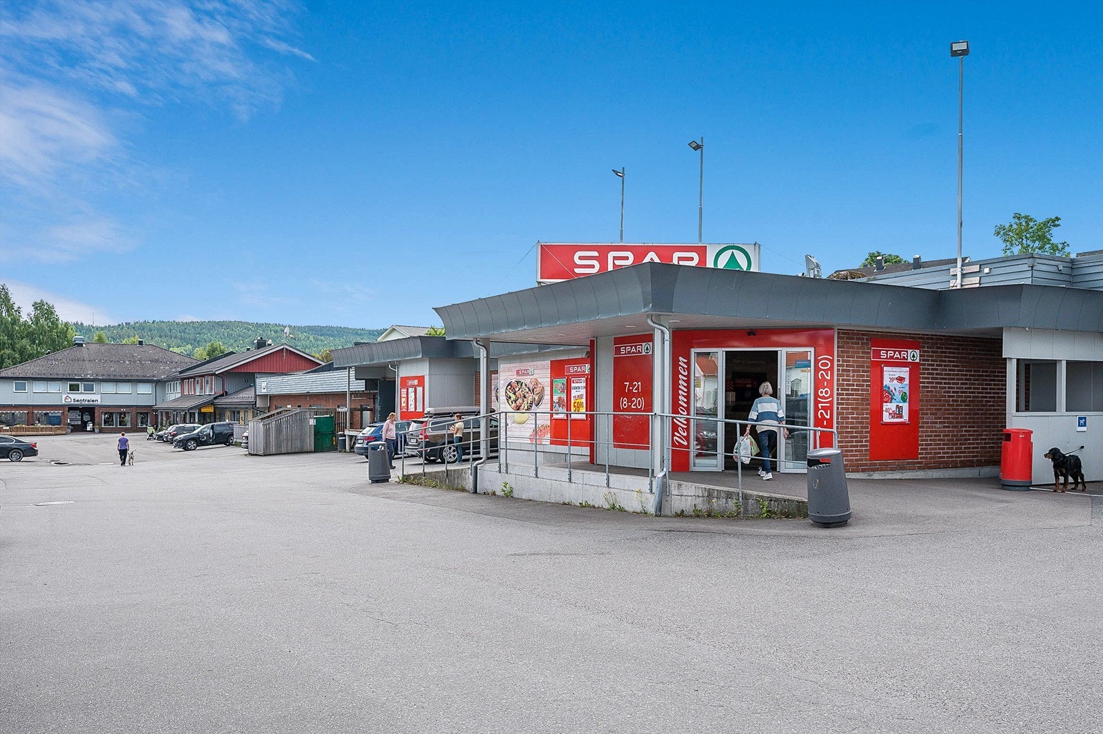 Dagligvare i nærheten Galleribilde