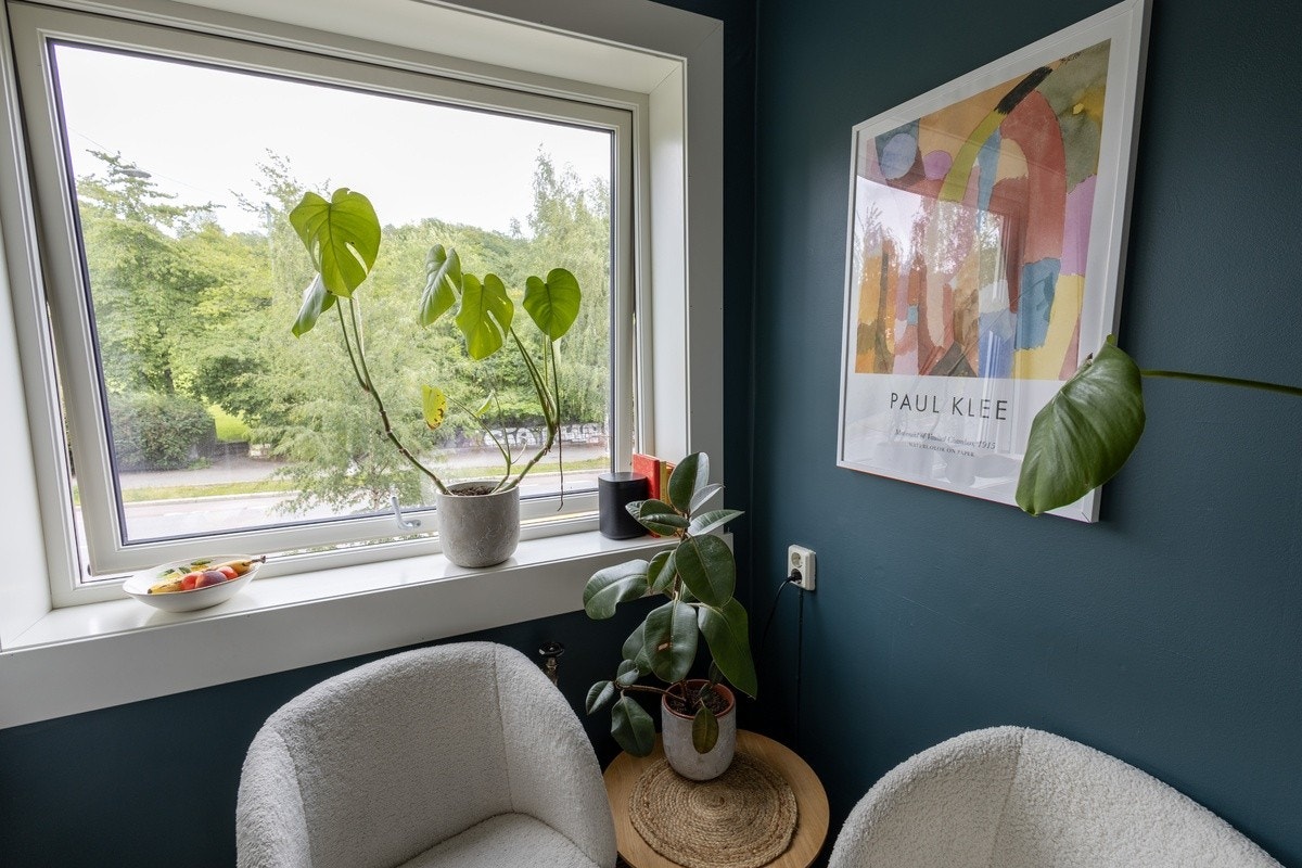 Sittekrok med morgensol Galleribilde