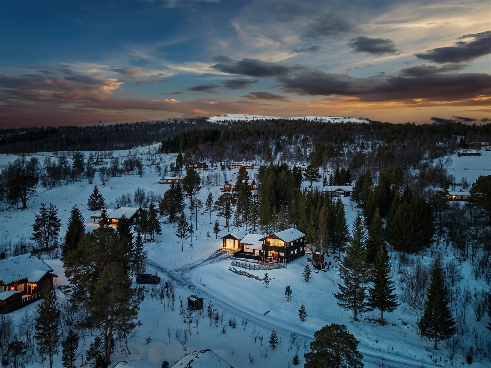 For den alpinglade ligger både Nerskogen skisenter og Oppdal skisenter godt innenfor rekkevidde. Galleribilde