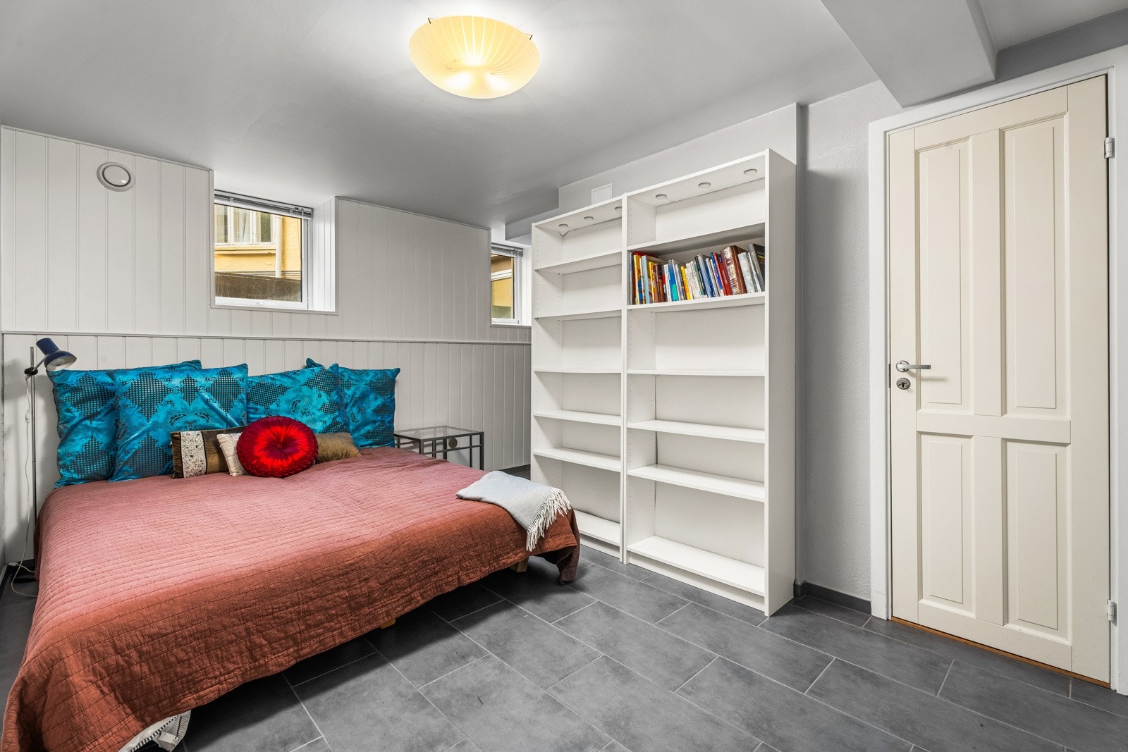 Videre kommer du til rom innredret som soverom Galleribilde