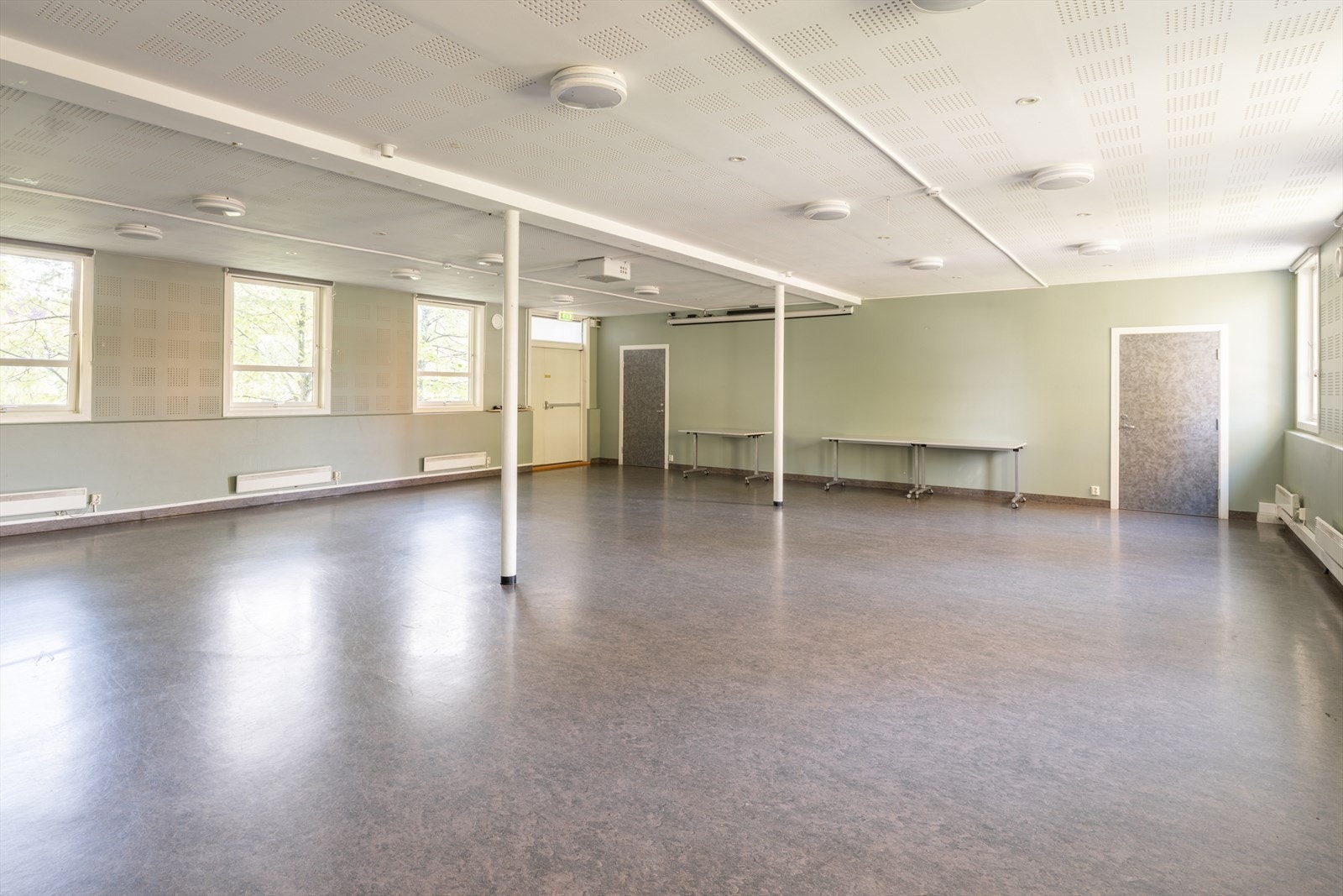 Beboerne har tilgang til et felles selskapslokale som kan leies. Fra tid til annen arrangeres det fellestreff for beboerne i Vaskeriet. Galleribilde