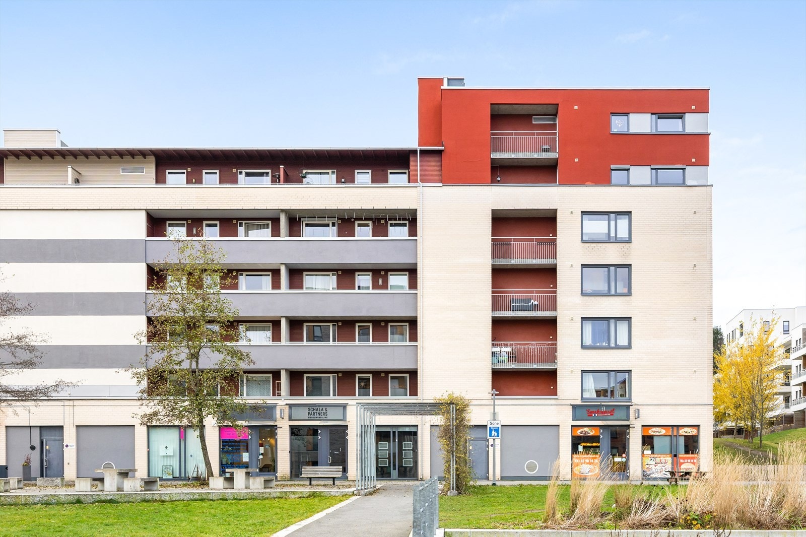 Leiligheten ligger fint plasser like ved Triaden senter. Galleribilde