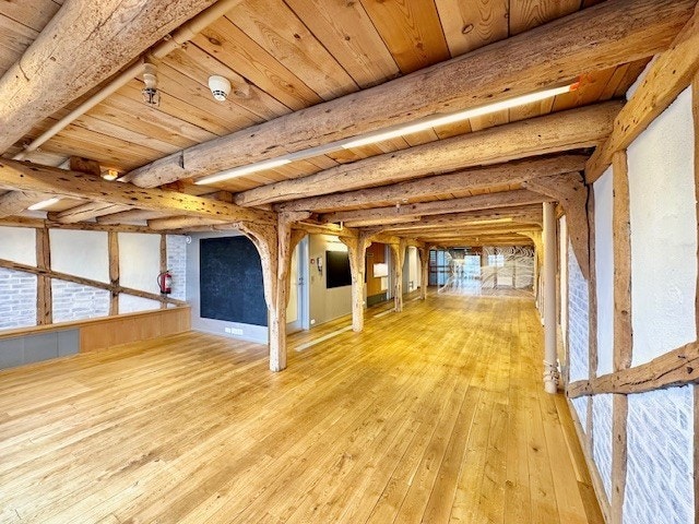 Åpent landskap for 4-5 personer med møterom Galleribilde