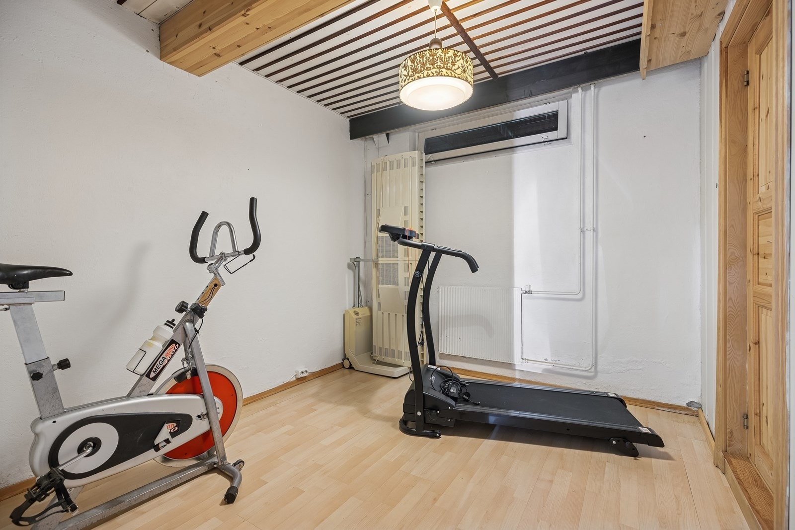 Bod i kjeller Galleribilde