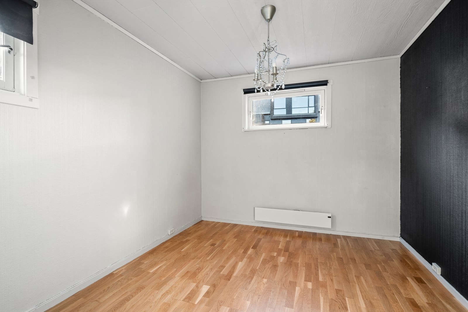 Boligen har to varmtvannsberedere; en på 120 liter og en på 194 liter. Galleribilde