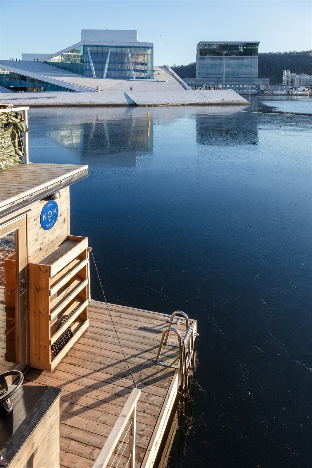 Kun få minutters gange så finner du gode bade/badstutilbud på kok og salt. Galleribilde