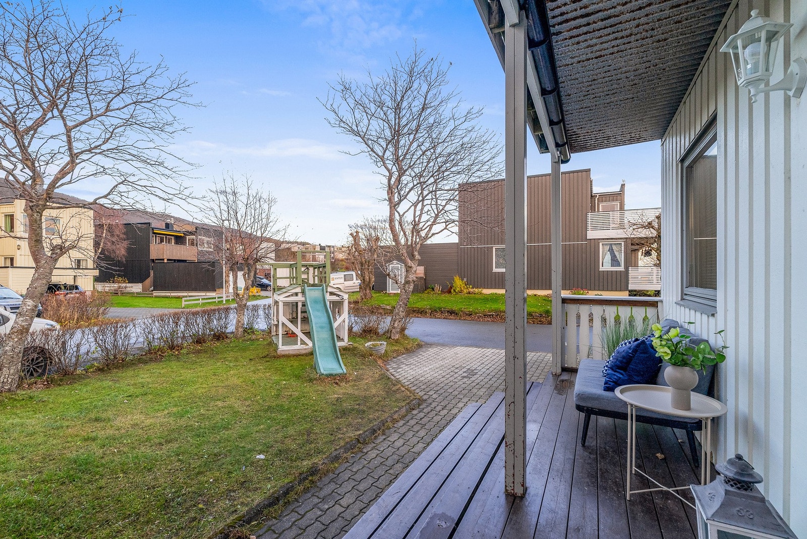 Uteområde. Galleribilde