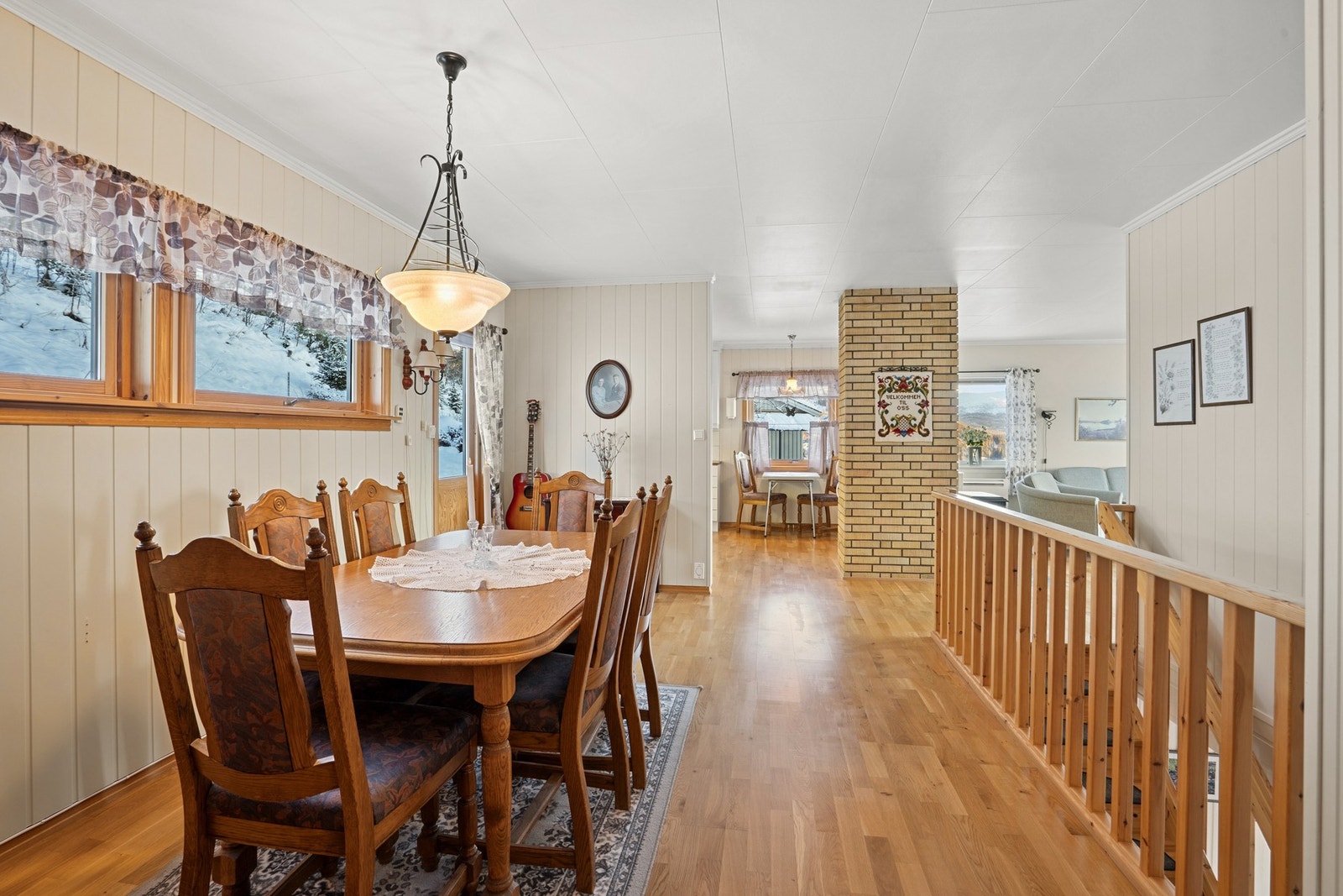 Perfekt for hyggelige måltider og sosiale sammenkomster. Galleribilde