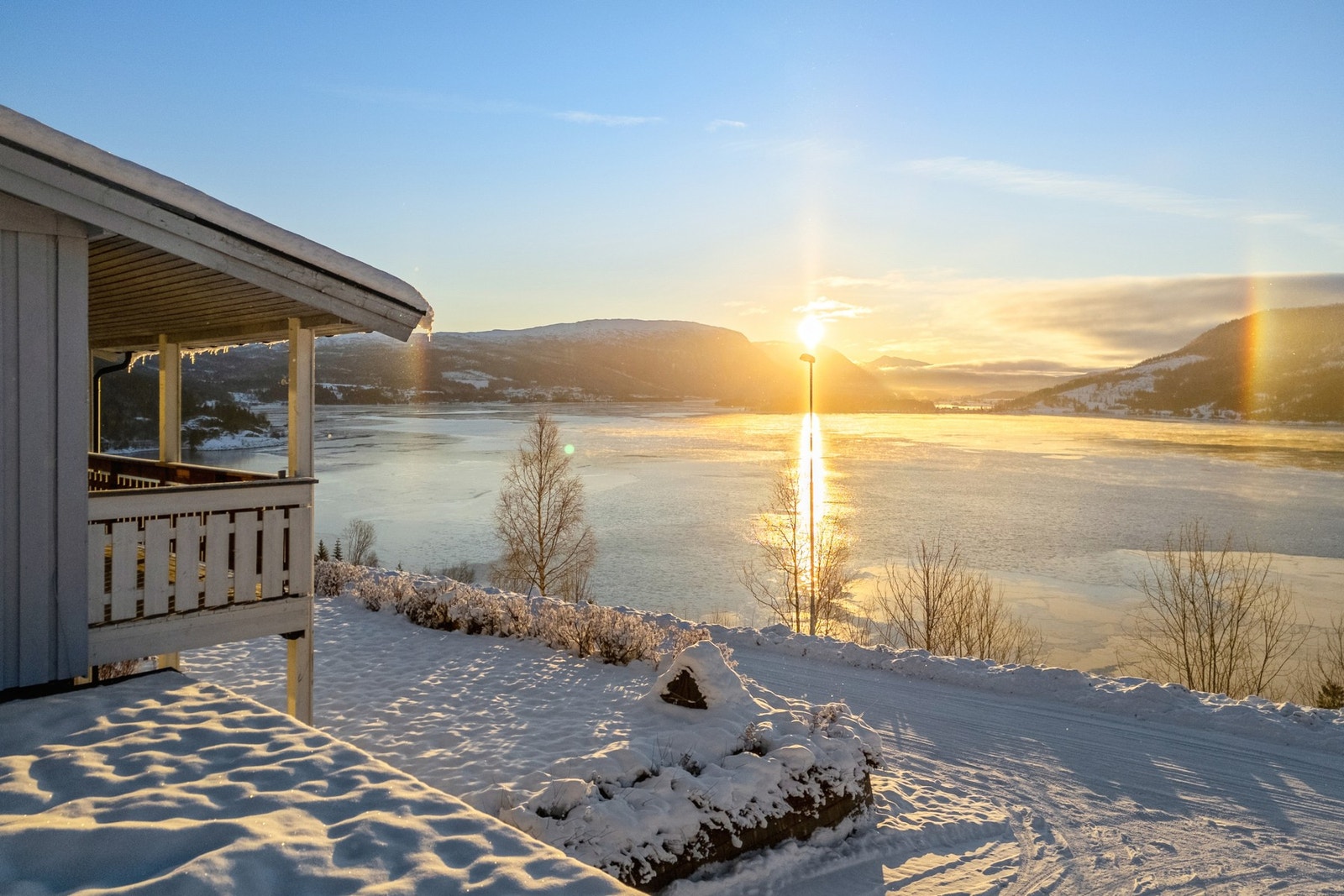 Eiendomsmegler 1 v/ Tina Jakobsen har gleden av å presentere Storhaugvegen 45! Foto: EFKT Galleribilde