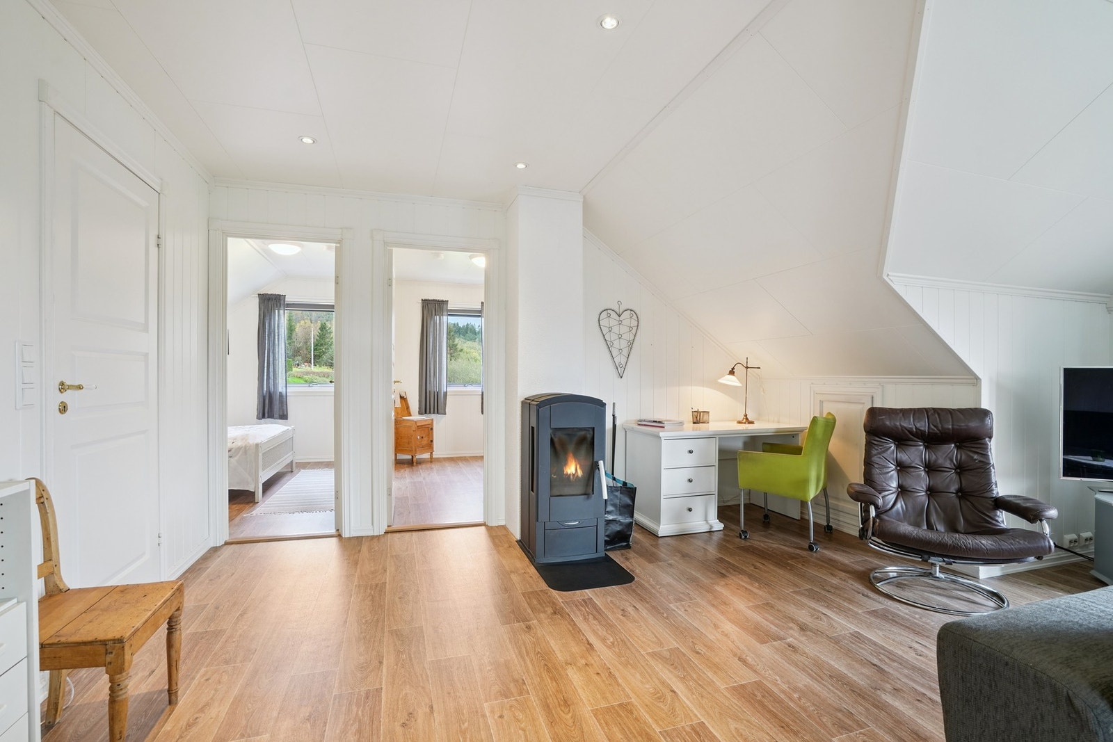 Også her med vedfyring Galleribilde