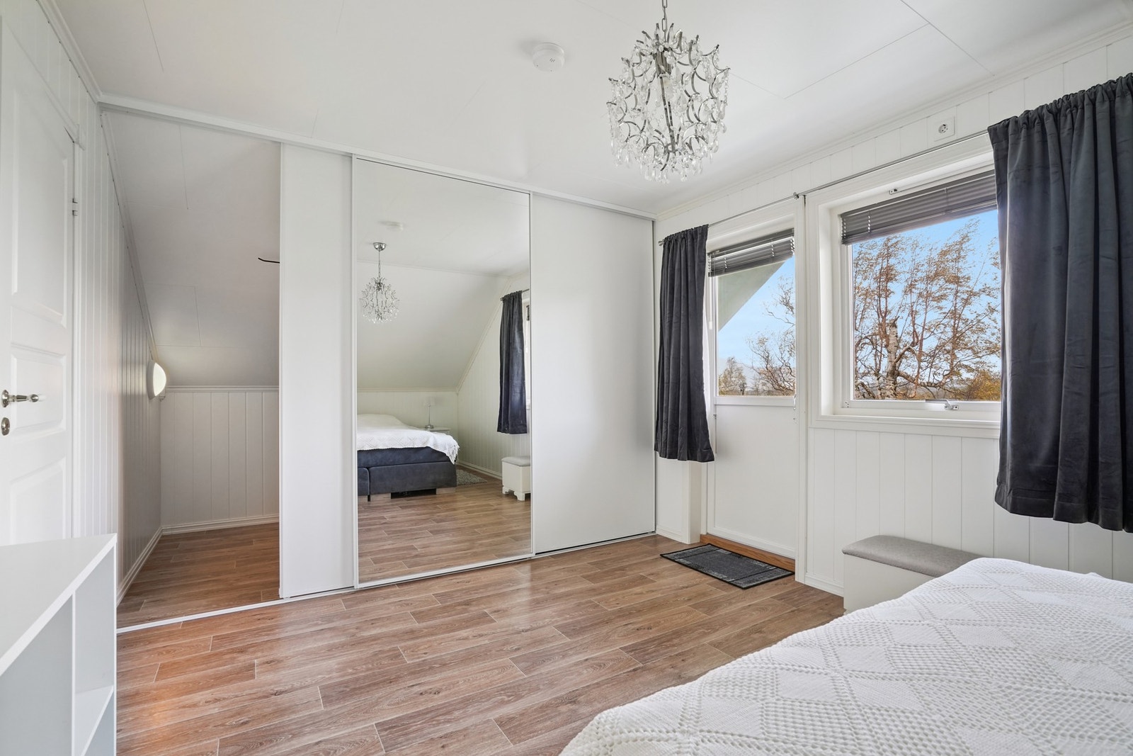 Soverom på loft Galleribilde