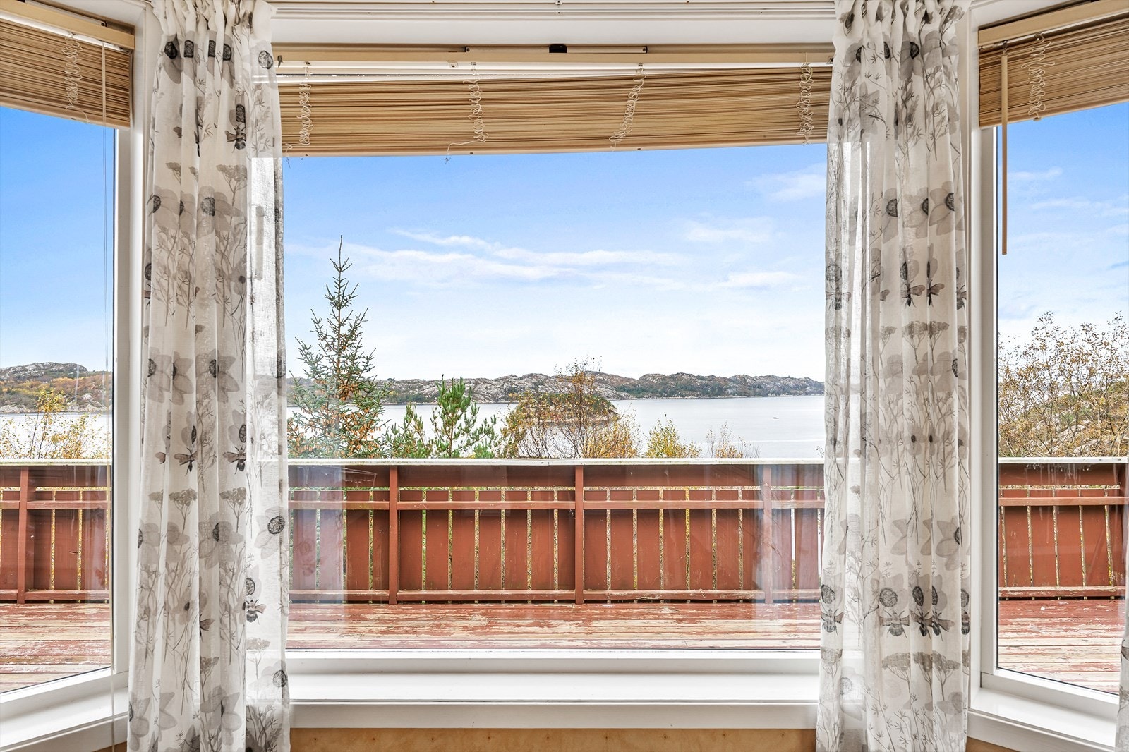 Utsikt fra spiseplass Galleribilde