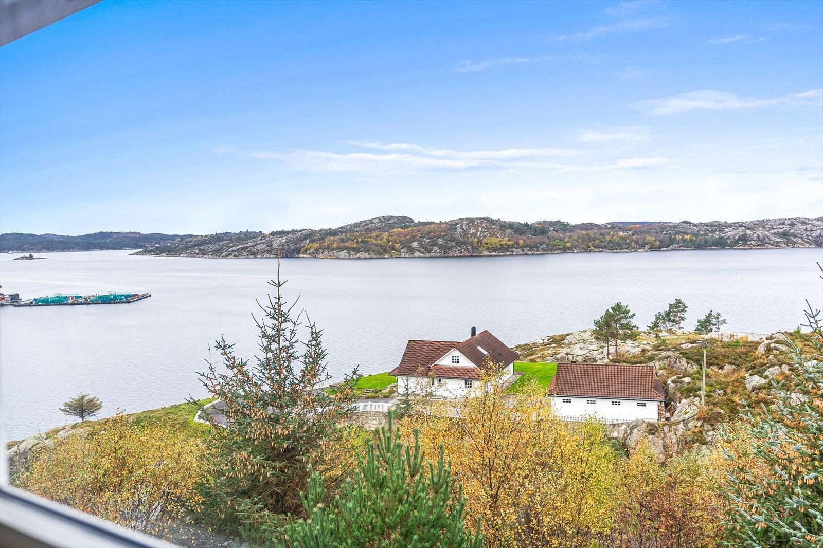 Utsikt fra loftstue Galleribilde