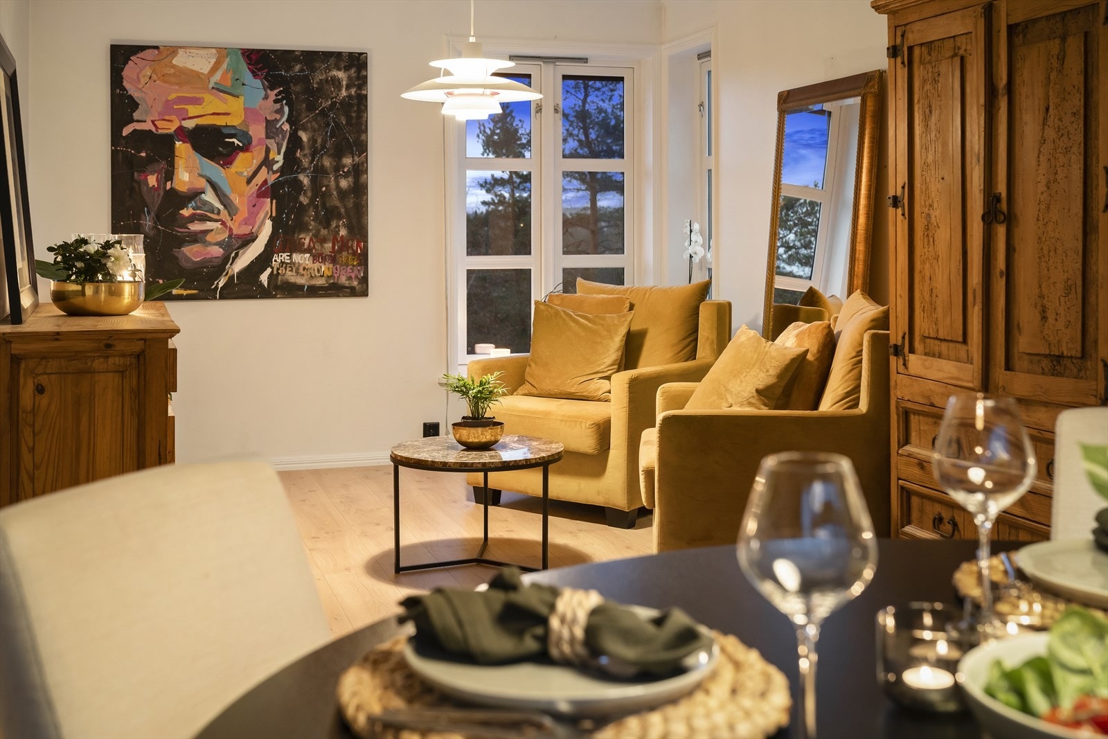 God stemning Galleribilde