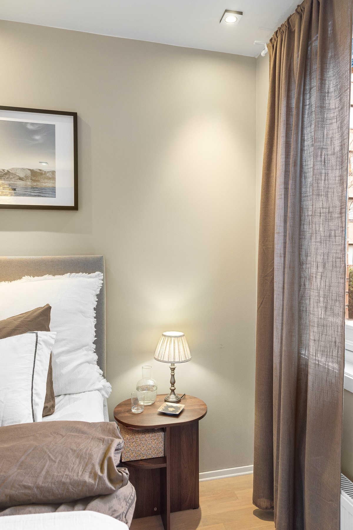 Et herlig soverom som byr på hotellfølelse. Galleribilde