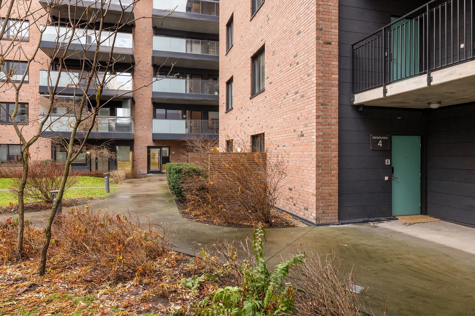 Inngangsparti. Galleribilde