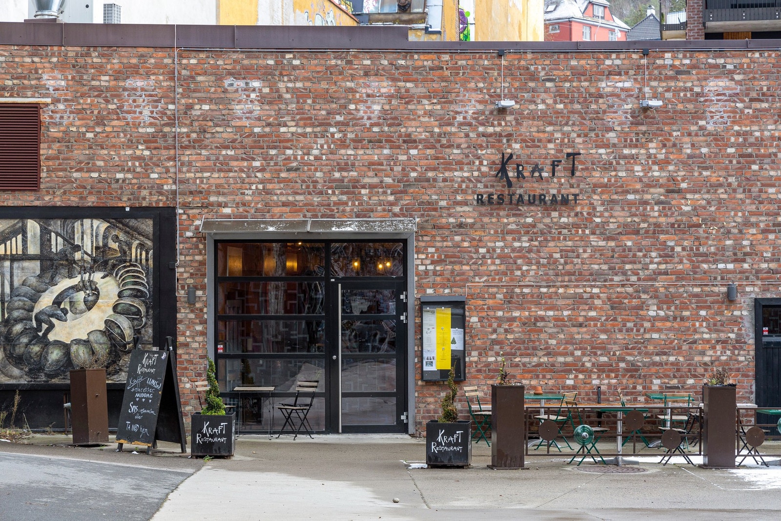 Kraft Restaurant i Turbinveien 26 - "Vårt mål på Restaurant Kraft serverer deg skikkelig mat med gode, spennende smaker". Galleribilde