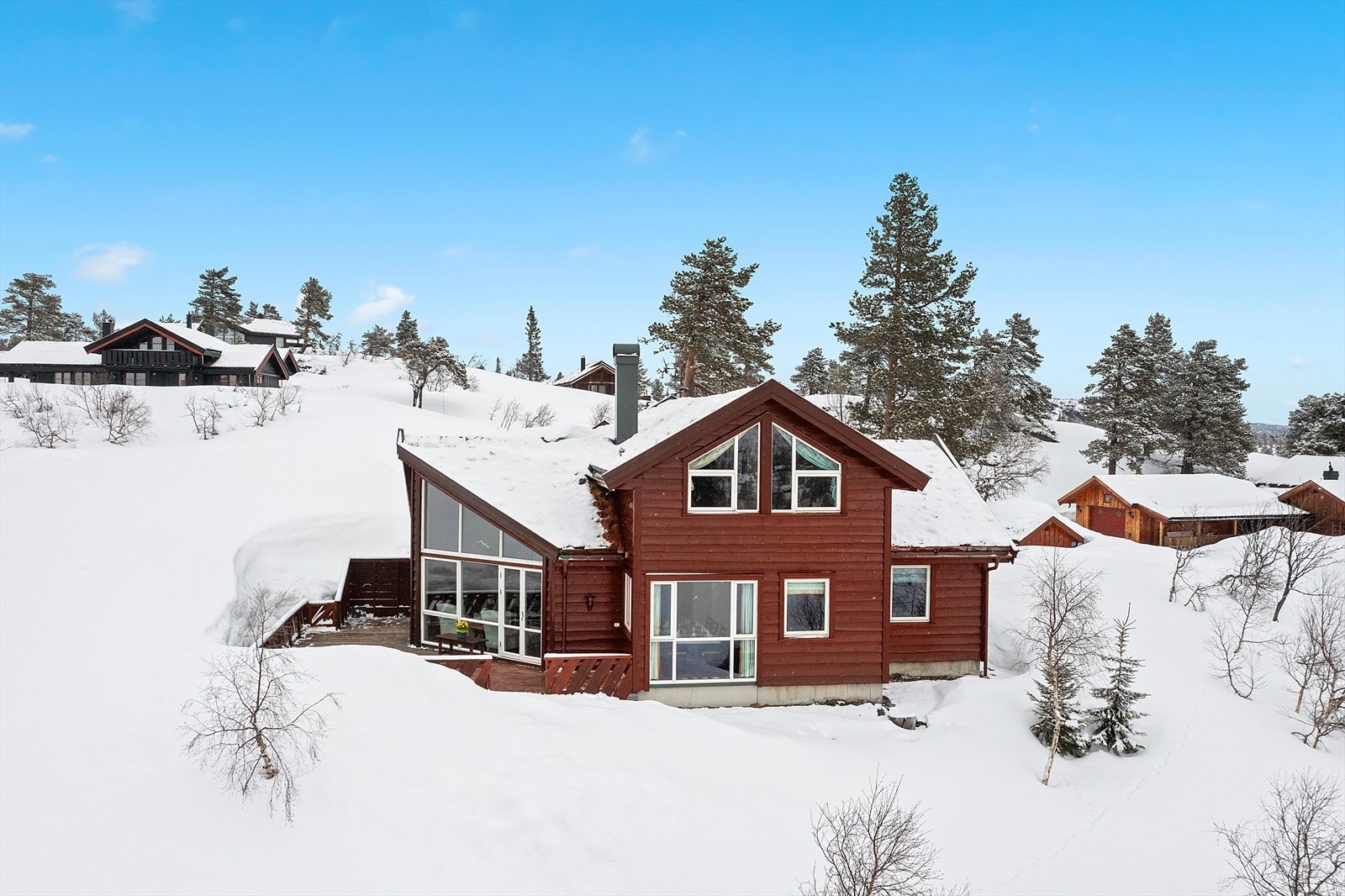 Ønsker du visning Ta kontakt med eiendomsmegler Guro Hana, på tlf. 942 54 652, for nærmere avtale. Galleribilde
