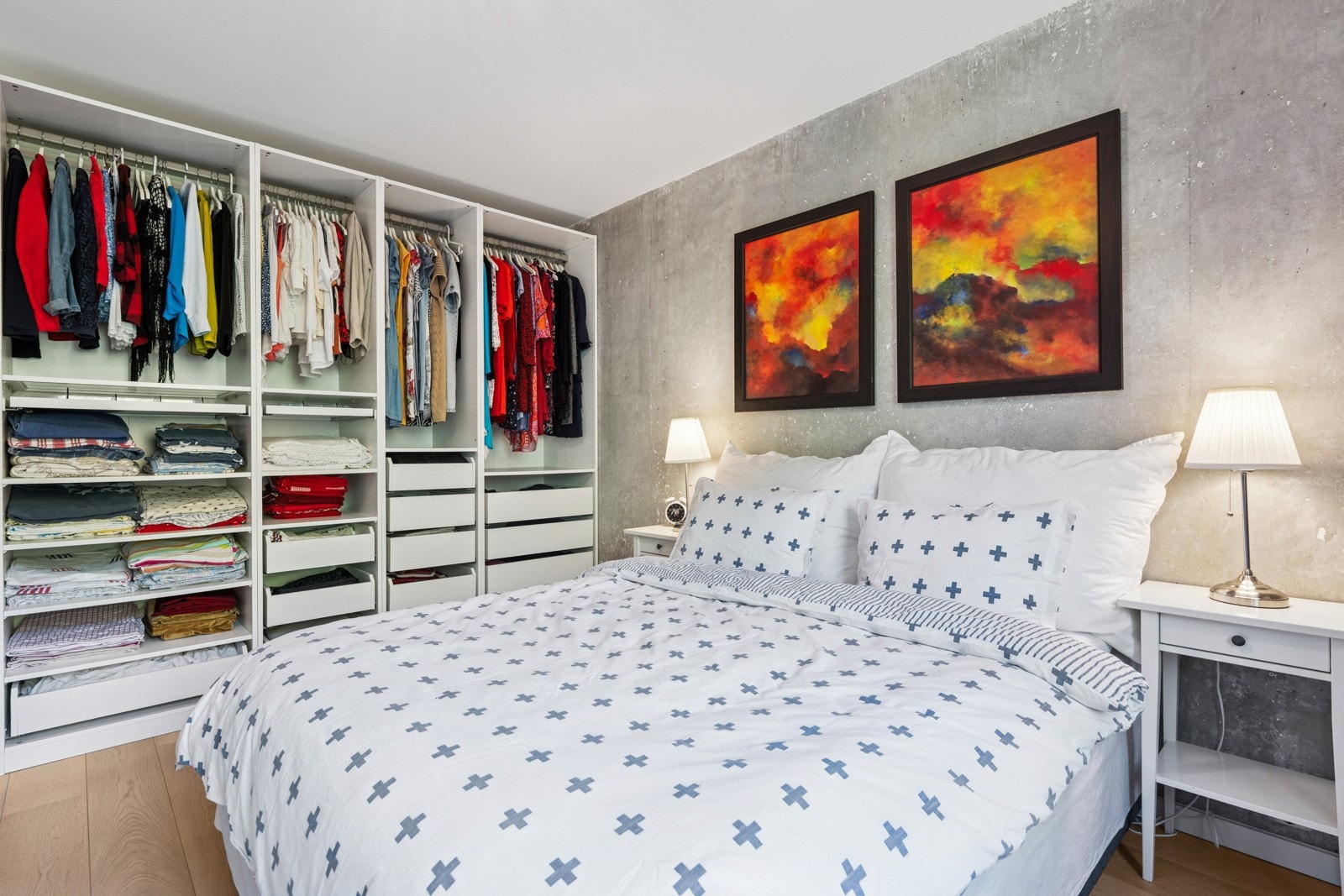 Soverommet er av god størrelse med god plass til dobbeltseng og garderobeløsning. Galleribilde