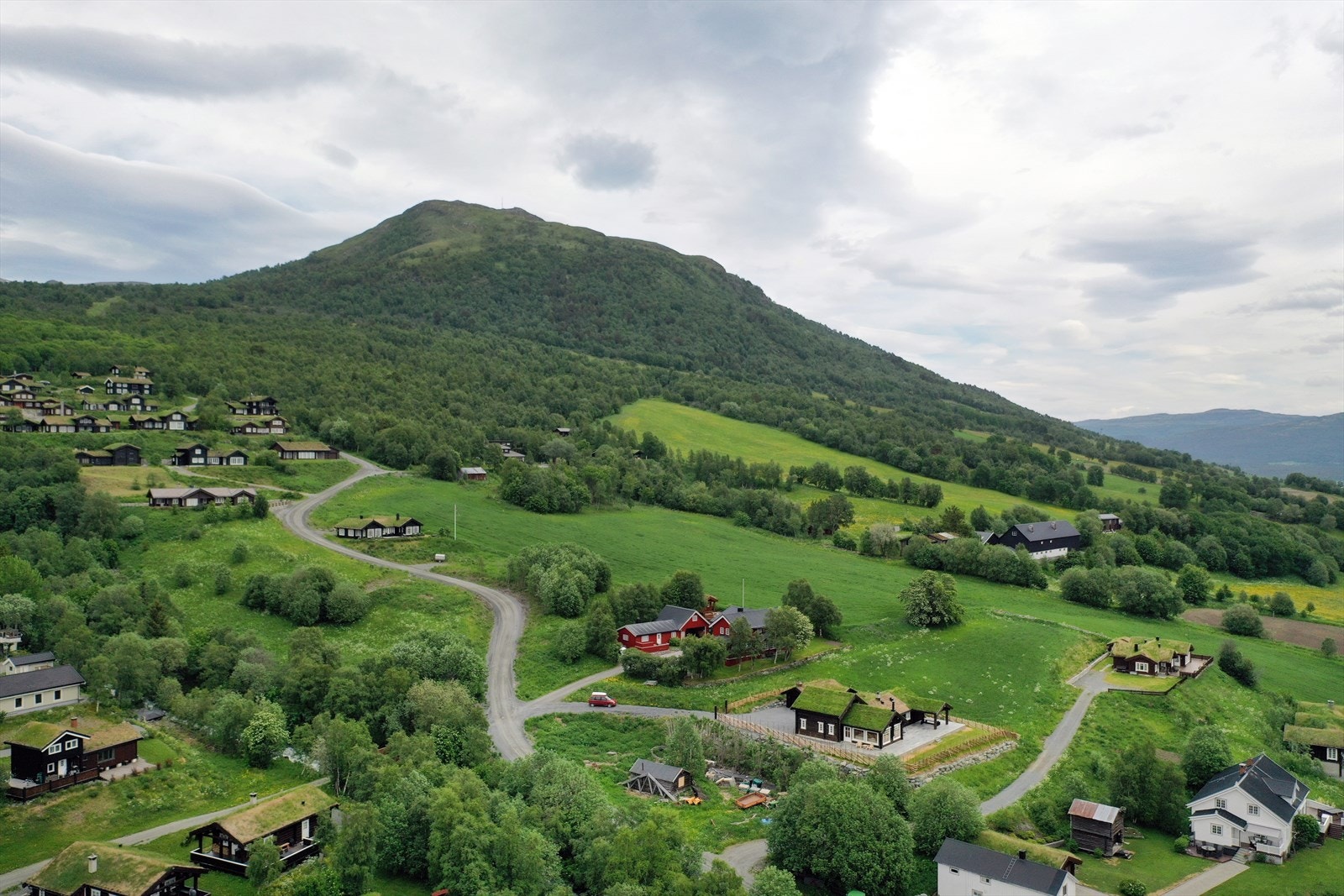 Pris og størrelse: kr. 1 490 000 for 315 kvm, kr. 1 690 000 for 344kvm, kr. 2 590 000 for 716kvm. Galleribilde