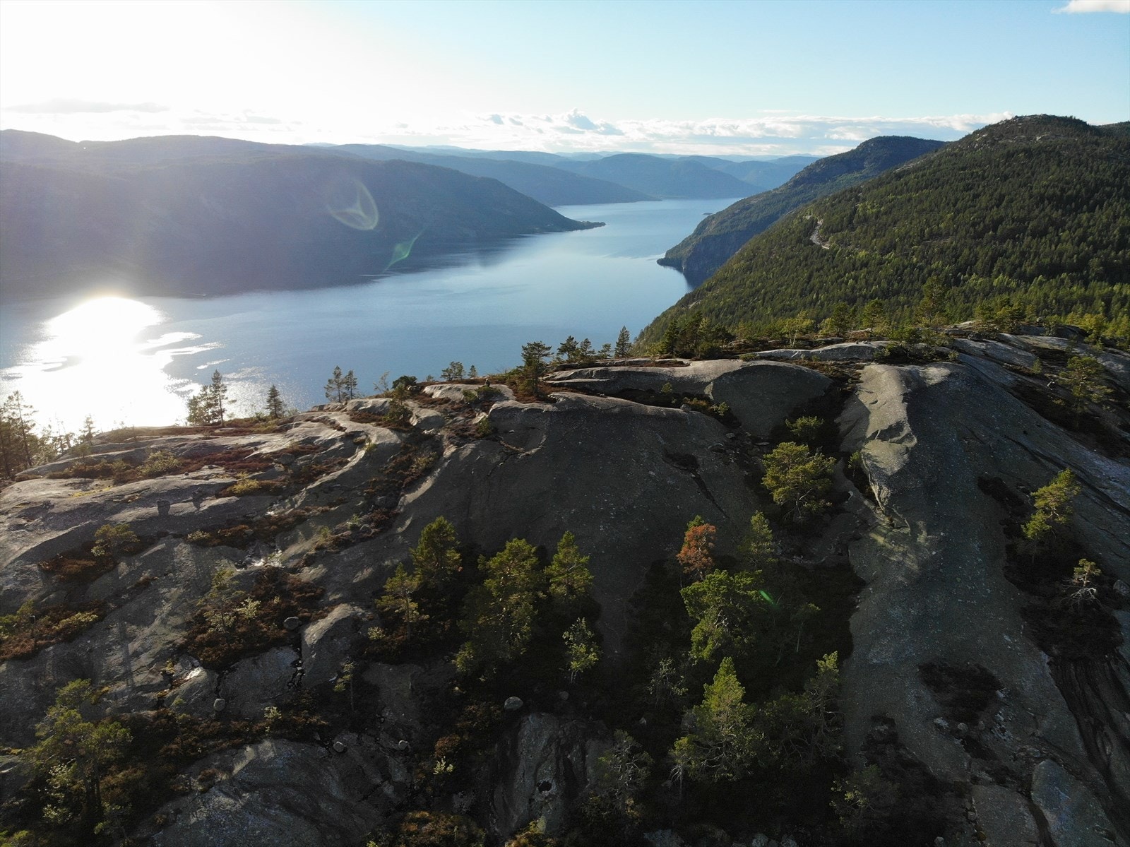 Bilde fra nærområdet - ca. 1/2 times gangavstand fra hytta Galleribilde