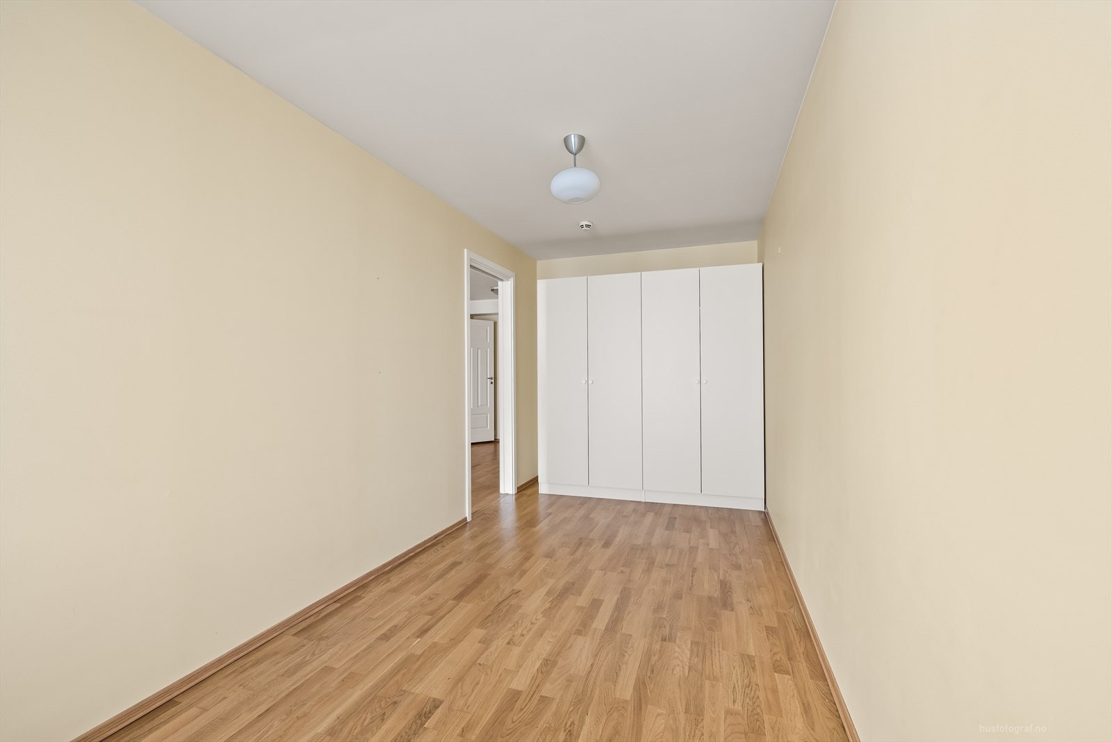 Godt med garderobeplass Galleribilde