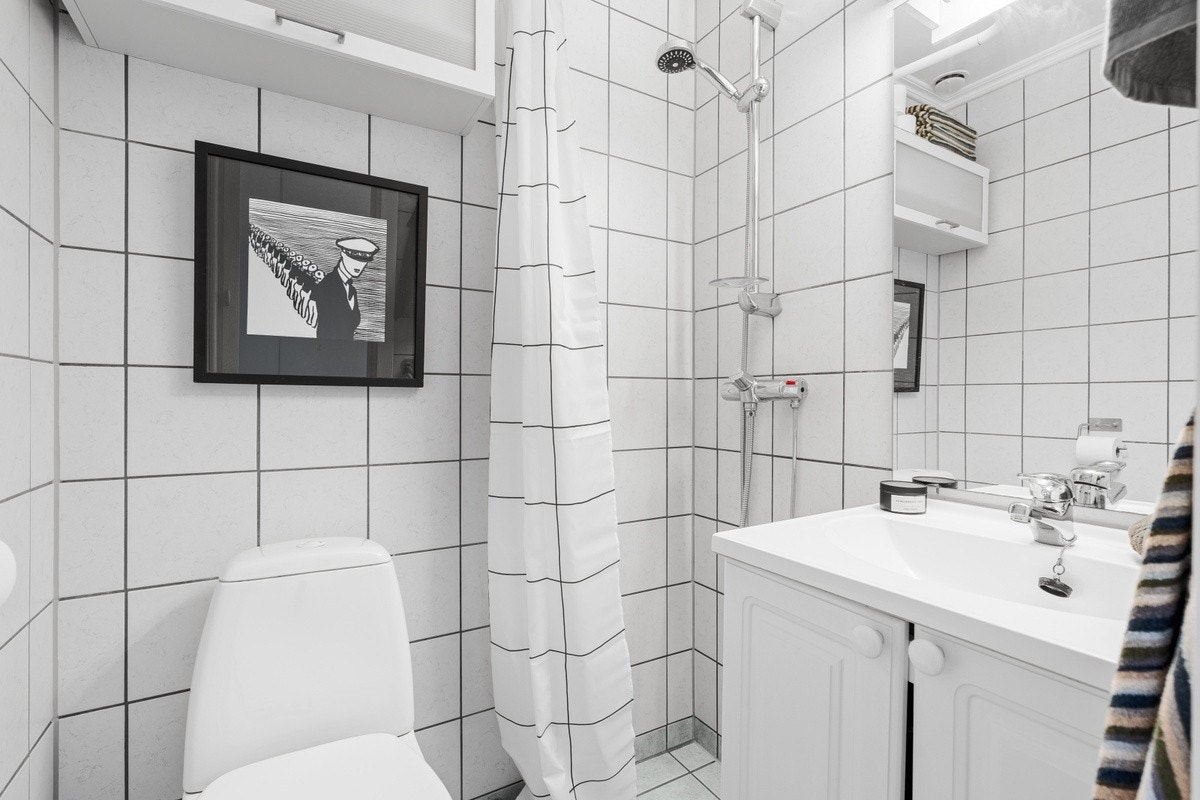 Flislagt bad Galleribilde