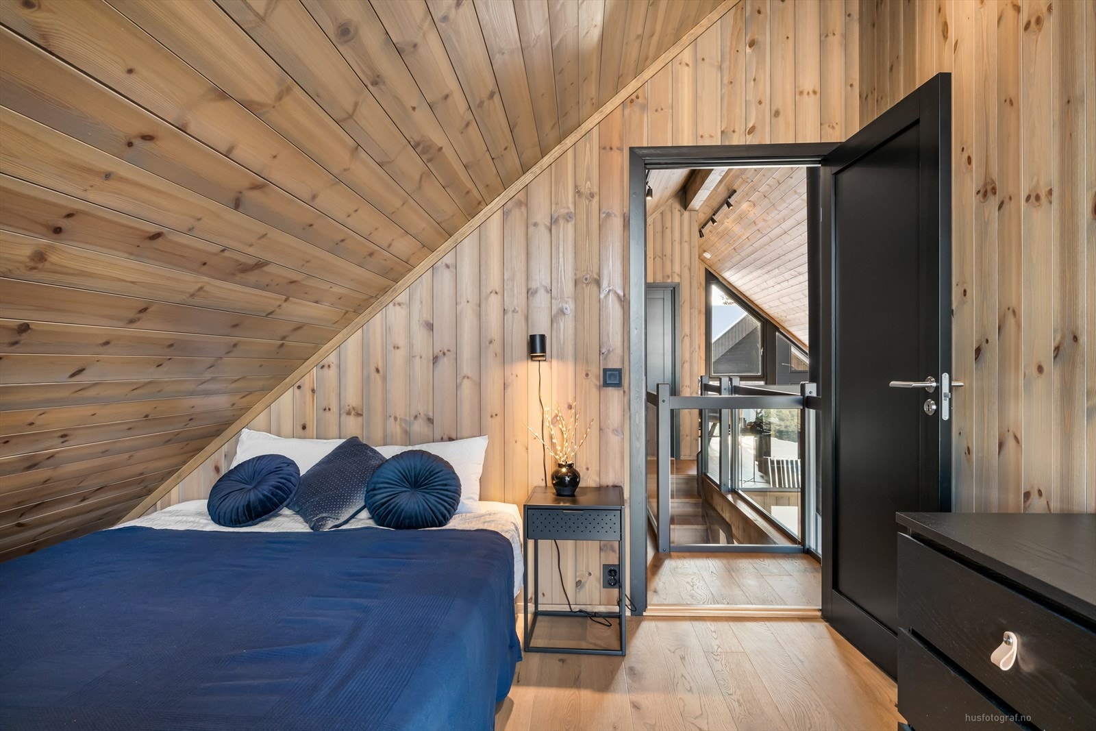 Soverommene i 2.etasje har skråtak. Galleribilde