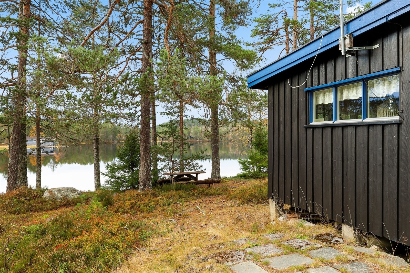 Flott beliggenhet rett ved vannet Galleribilde