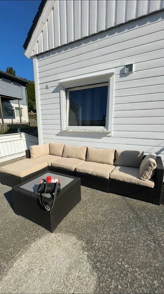 Også plass til større hagemøbler (denne tas med av tidligere roomie). Galleribilde