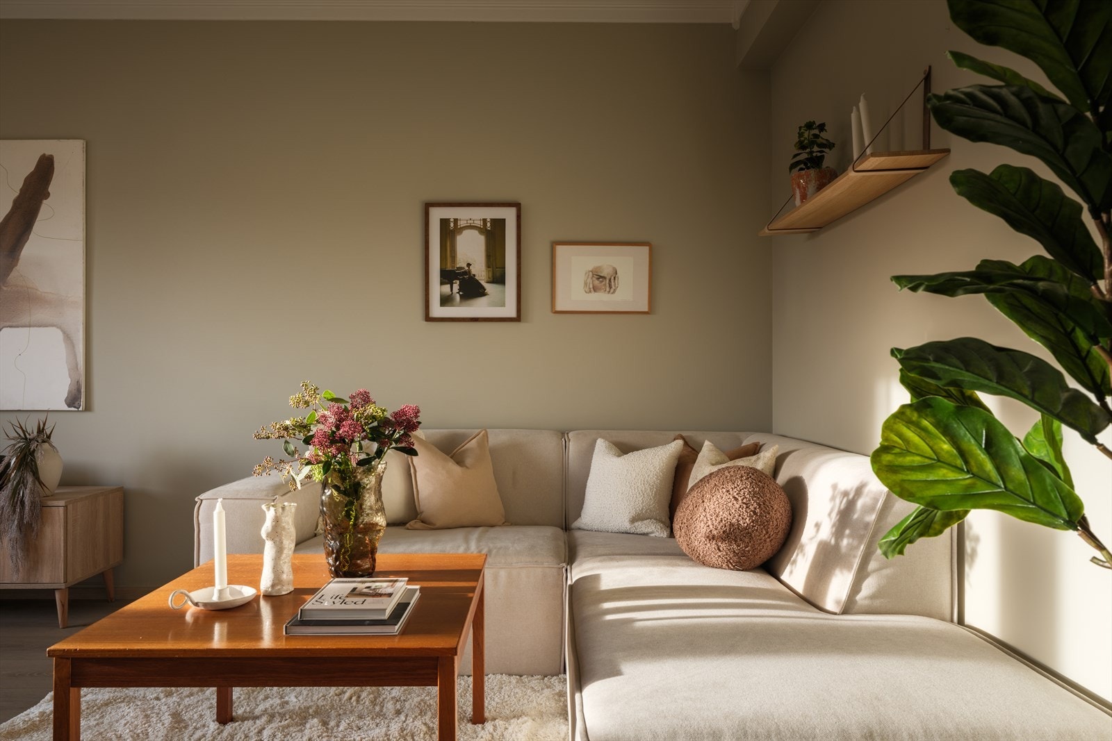 Nydelig lys skaper en god atmosfære! Galleribilde