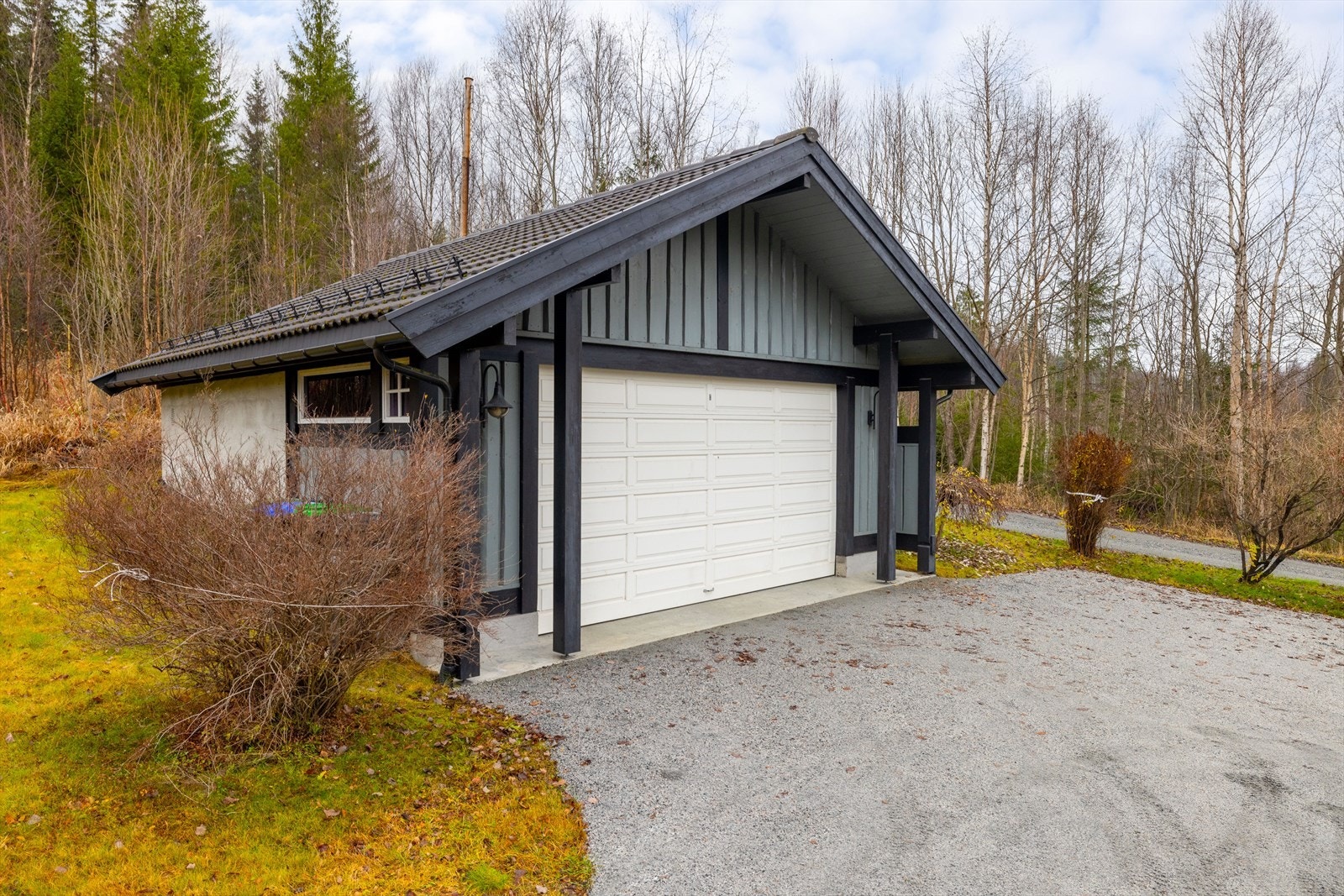 Praktisk garasje på 44 kvm Galleribilde