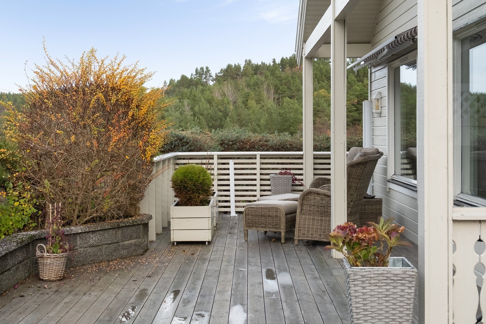 Her har man har god plass til både lek og avslapning. Galleribilde