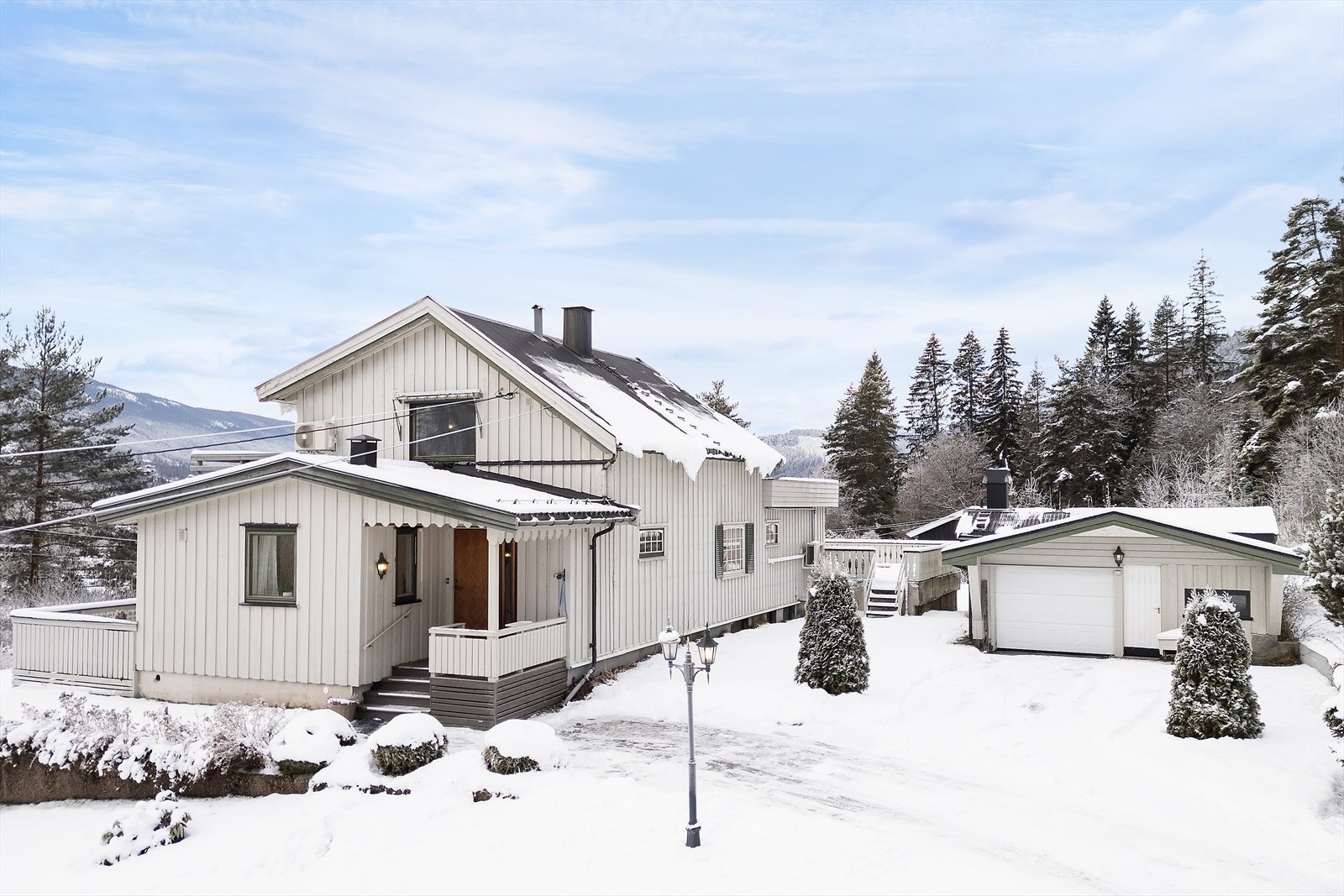 Svært innholdsrik enebolig på Nordsinni. Galleribilde