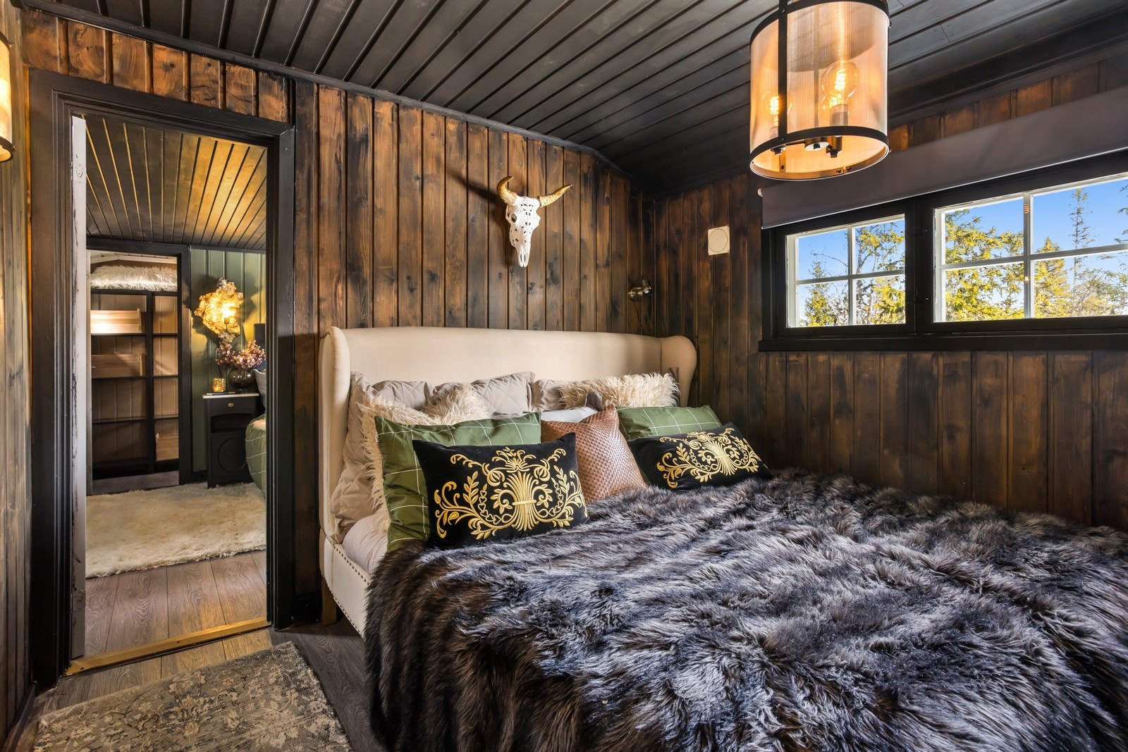 Fjellhytteidyll - Et soverom som innbyr til avslapning etter en dag i fjellet. Galleribilde