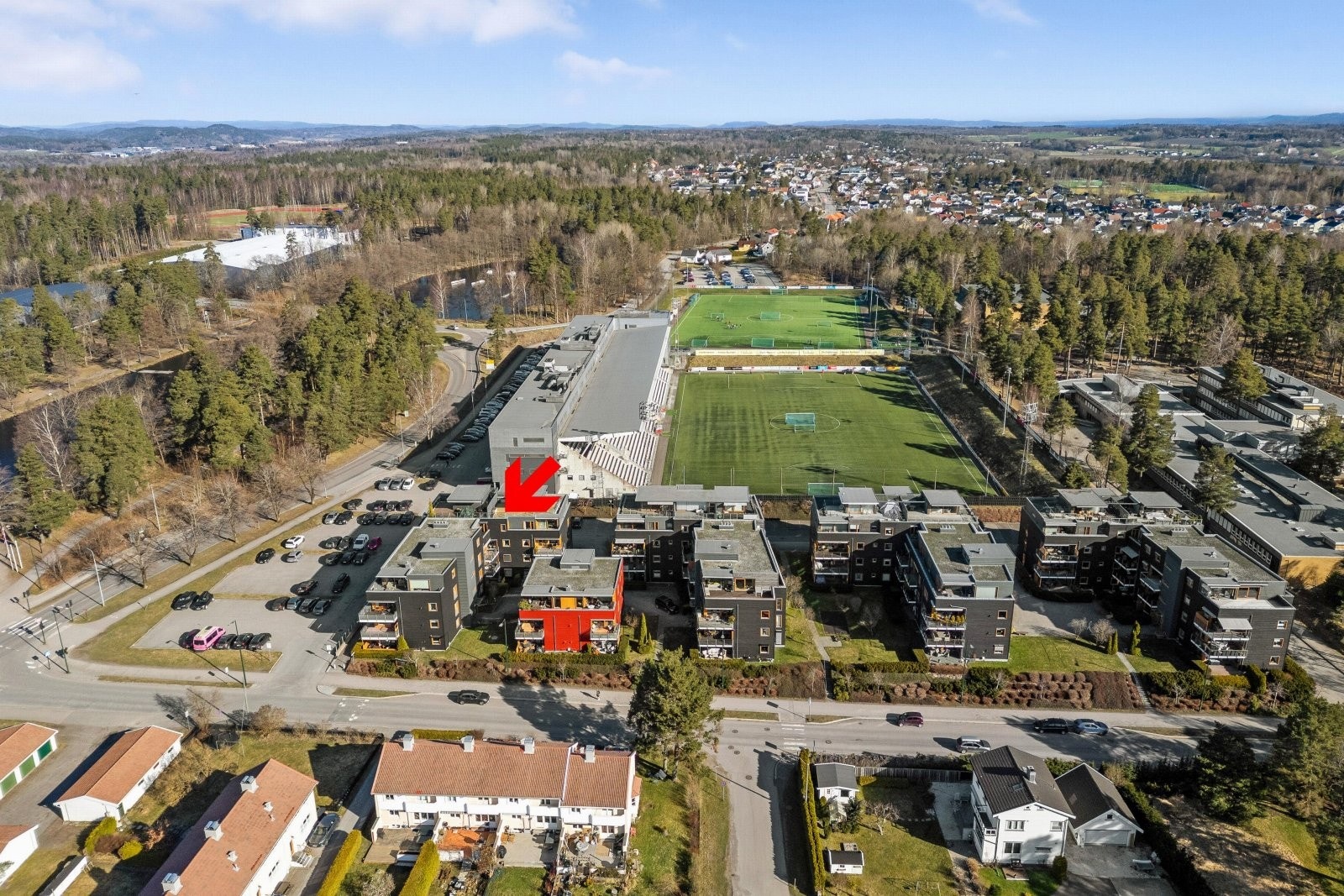EIE Tønsberg v/Hanna Sundby presenterer Trudvangveien 45! Galleribilde