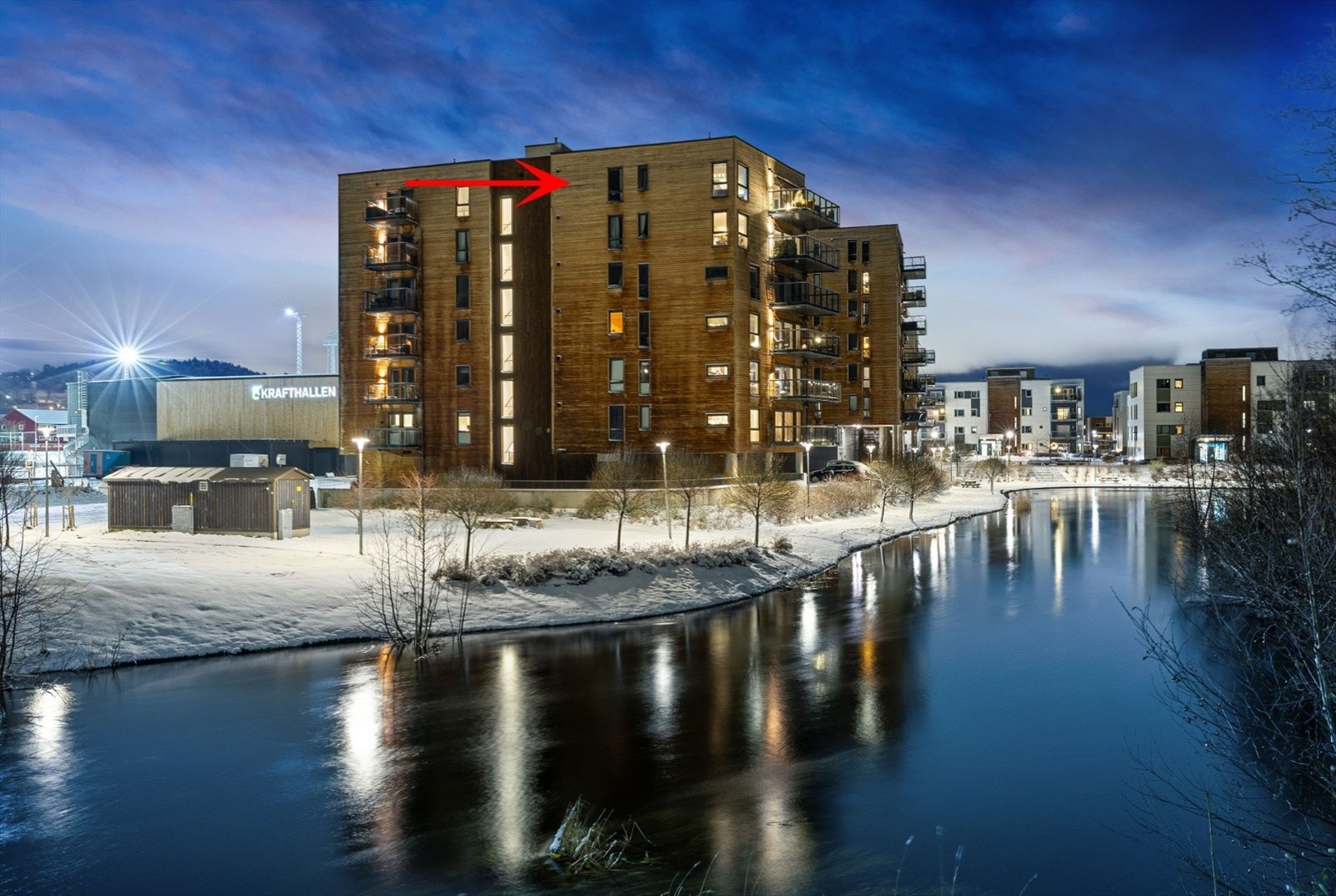 Moderne boligbygg med heis, fjernvarme, sprinkelanlegg og 3-lags vinduer - bygget for komfort og sikkerhet. Galleribilde