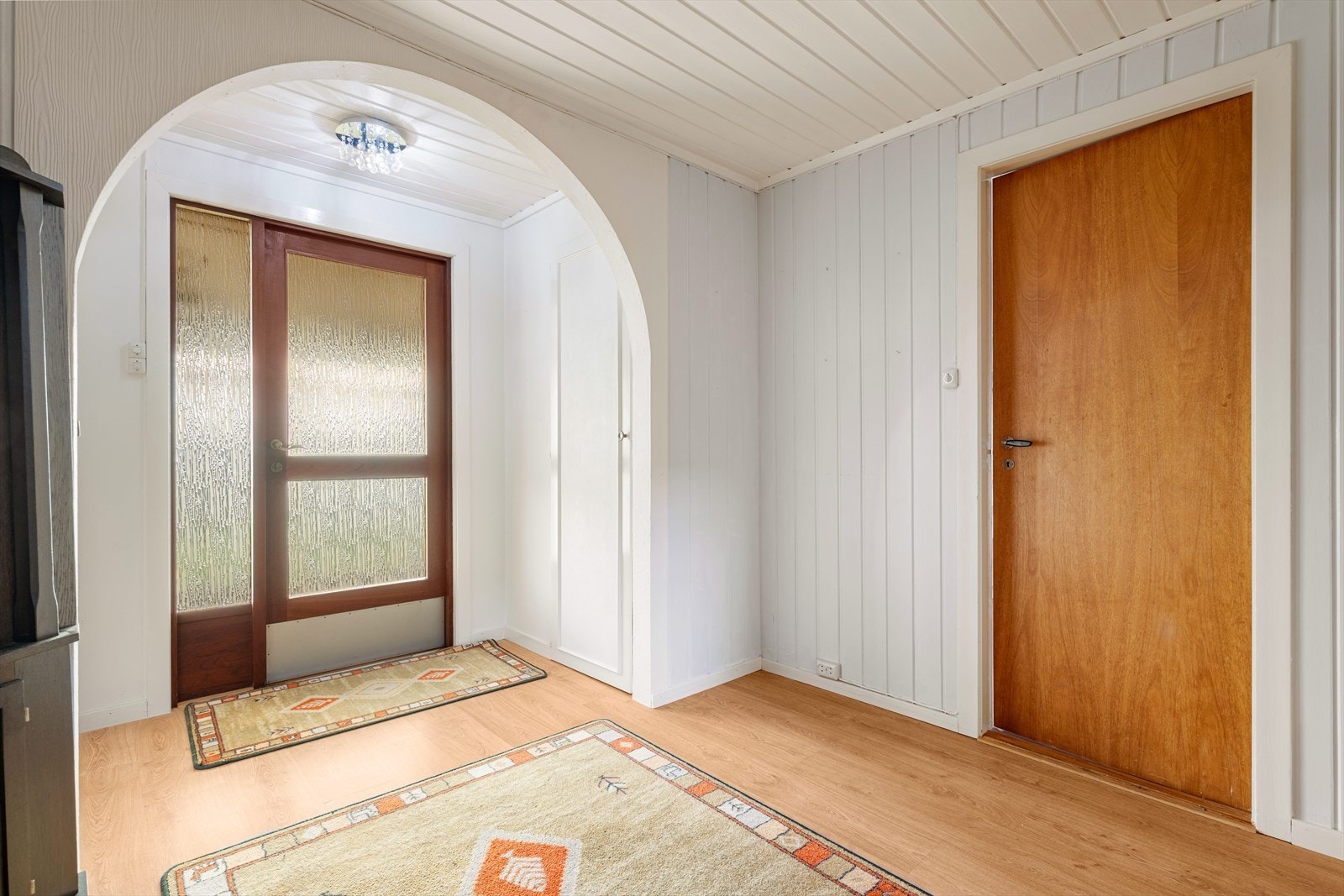 Vindfang/gang i underetasjen. Galleribilde