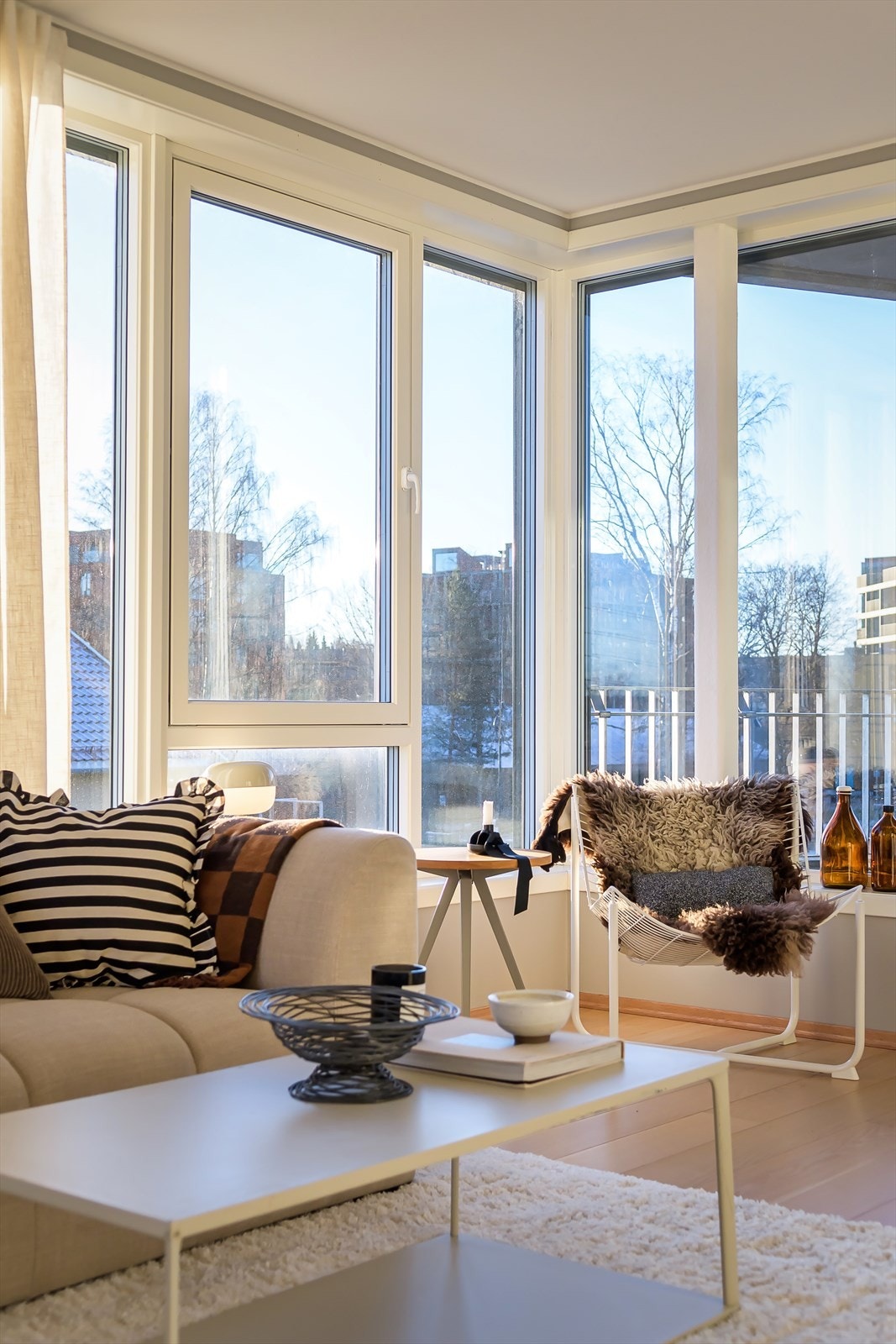 Her får du alle fasiliteter som vannbåren gulvvarme, balansert ventilasjon og heis Galleribilde