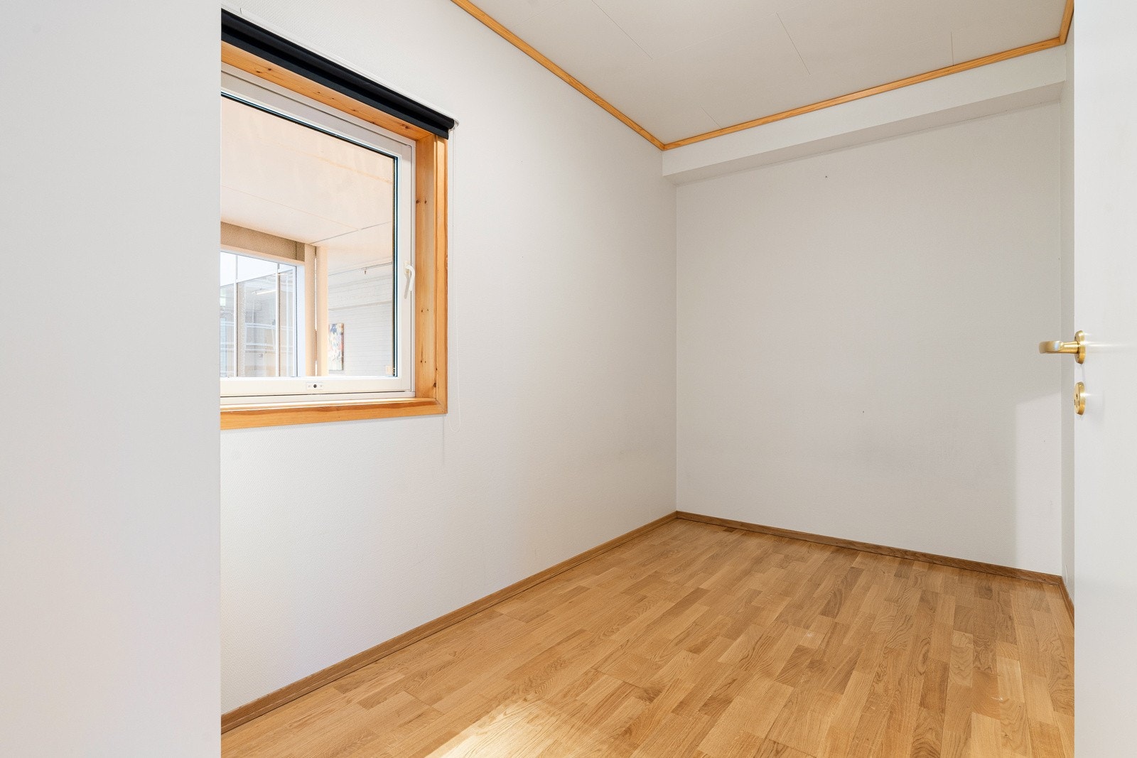 Soverom to er også av god størrelse og fremstår i lik stil som det første soverommet.