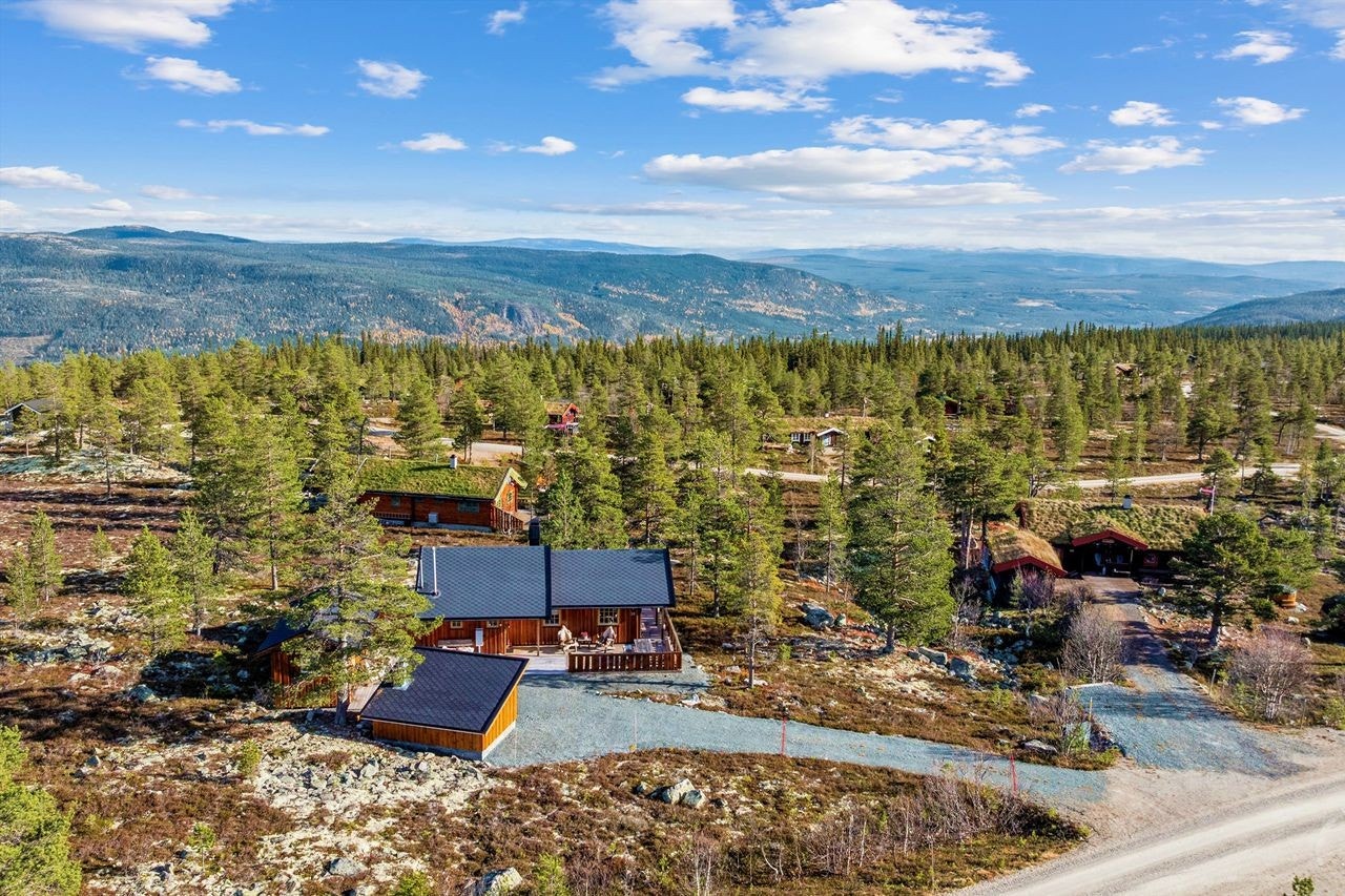 Området byr på et vidstrakt landskap med gode muligheter for jakt, fiske og friluftsliv. Galleribilde